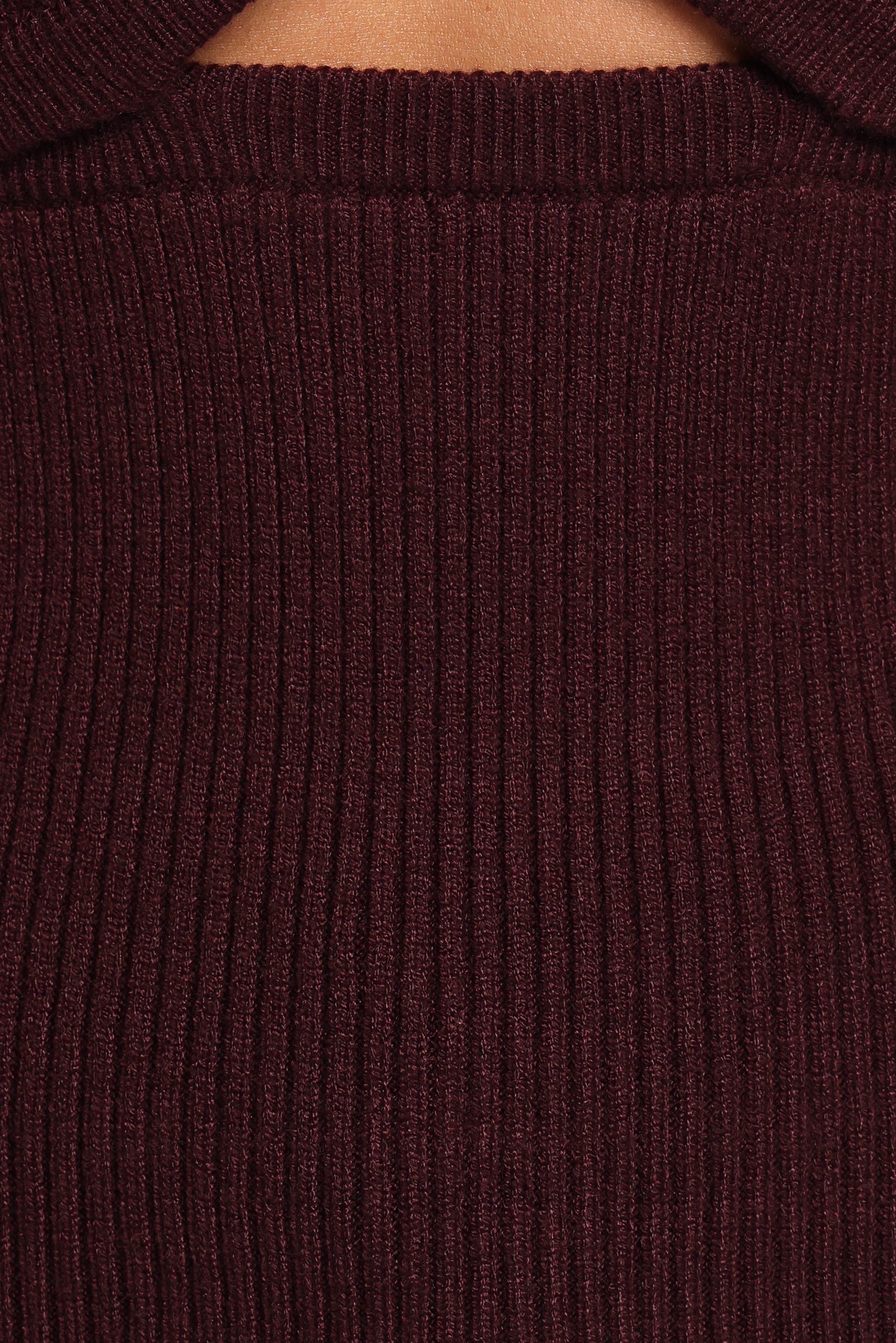 Emmy Keyhole Mockneck Sweater - Burgundy