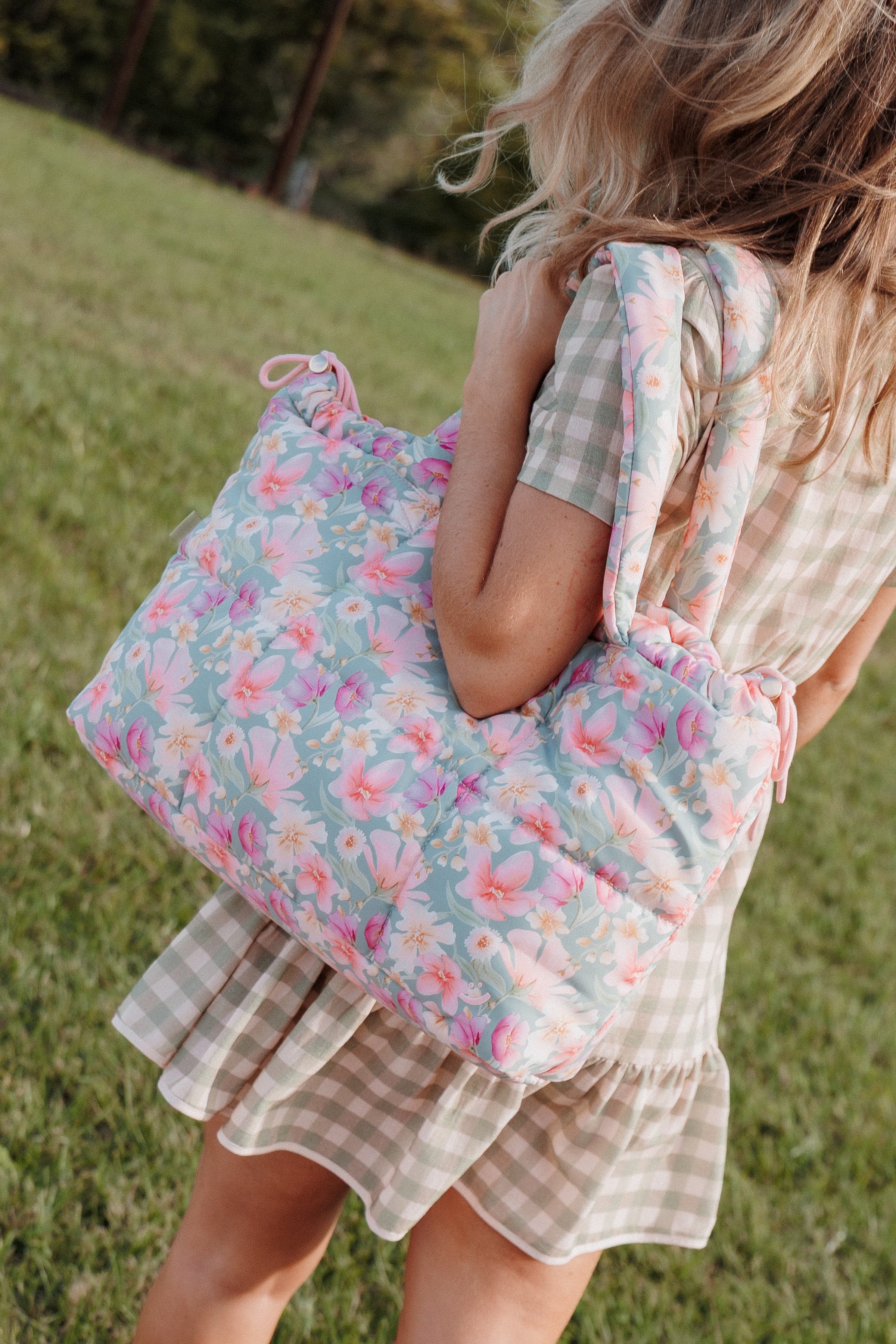 ACCESSORIES Marshmallow Midi Tote - Sage Wildflowers