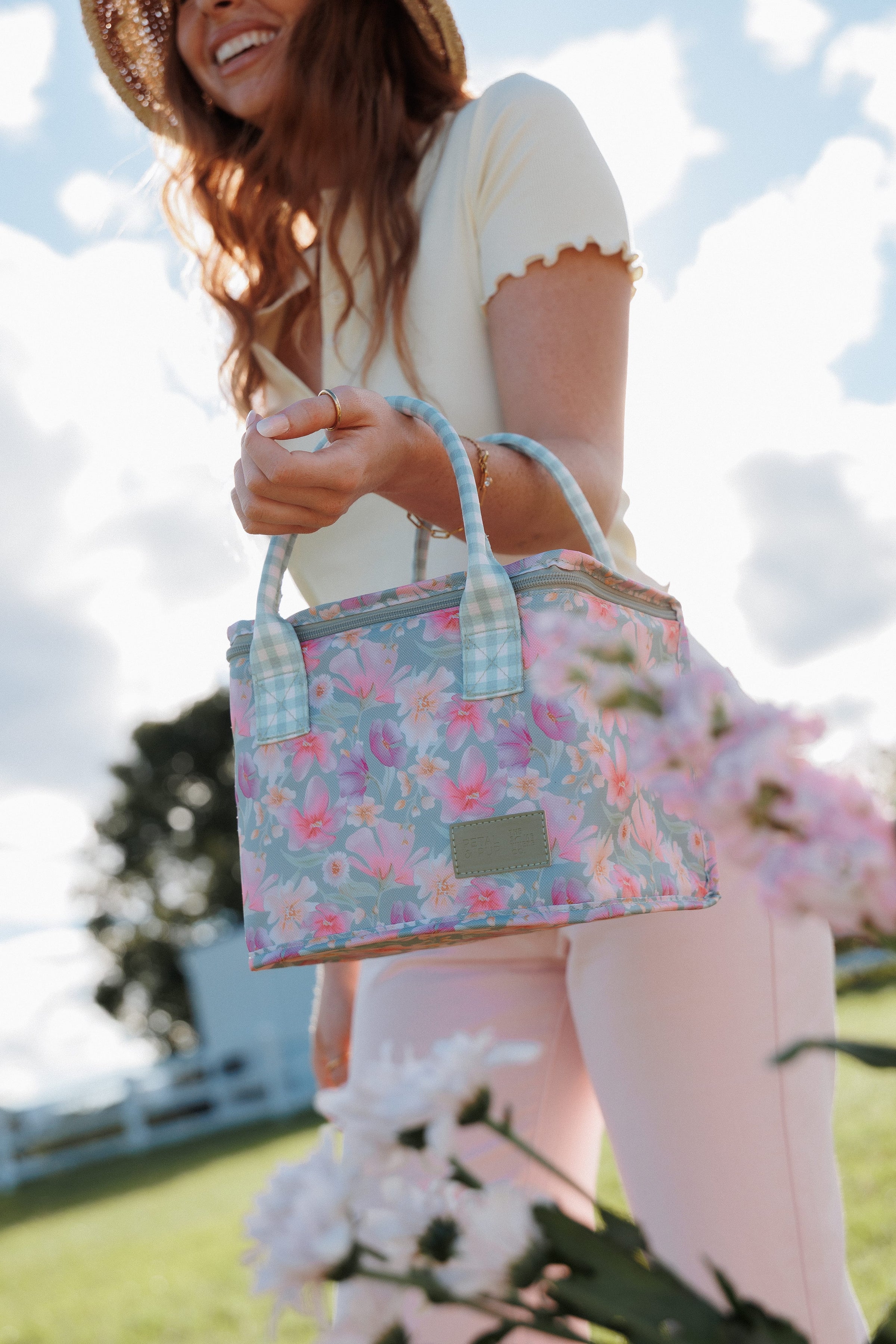 ACCESSORIES The Graze Lunch Bag - Sage Wildflowers