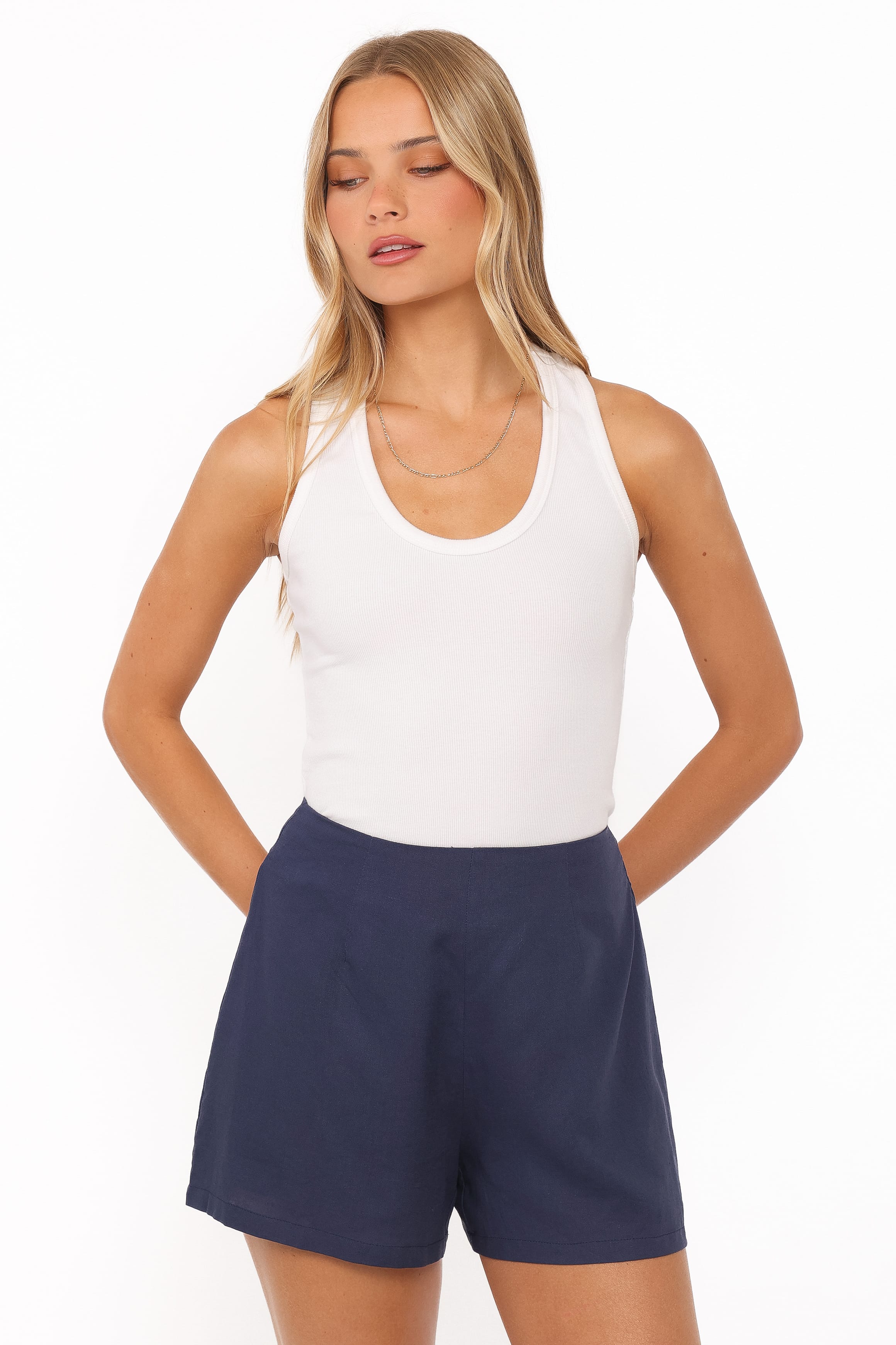 BOTTOMS Donna Shorts - Navy