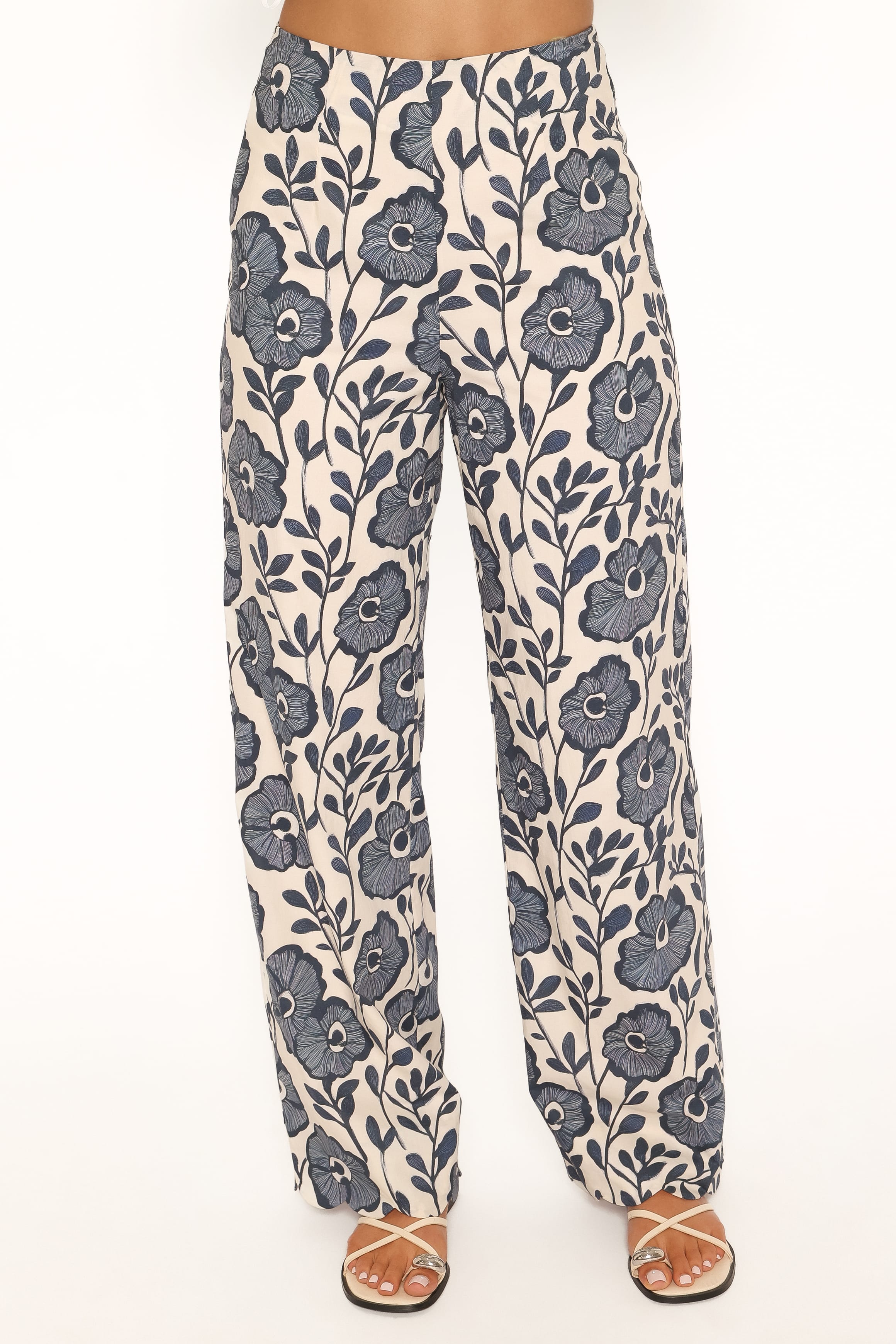 BOTTOMS Jensen Scallop Hem Pant - Blue Floral