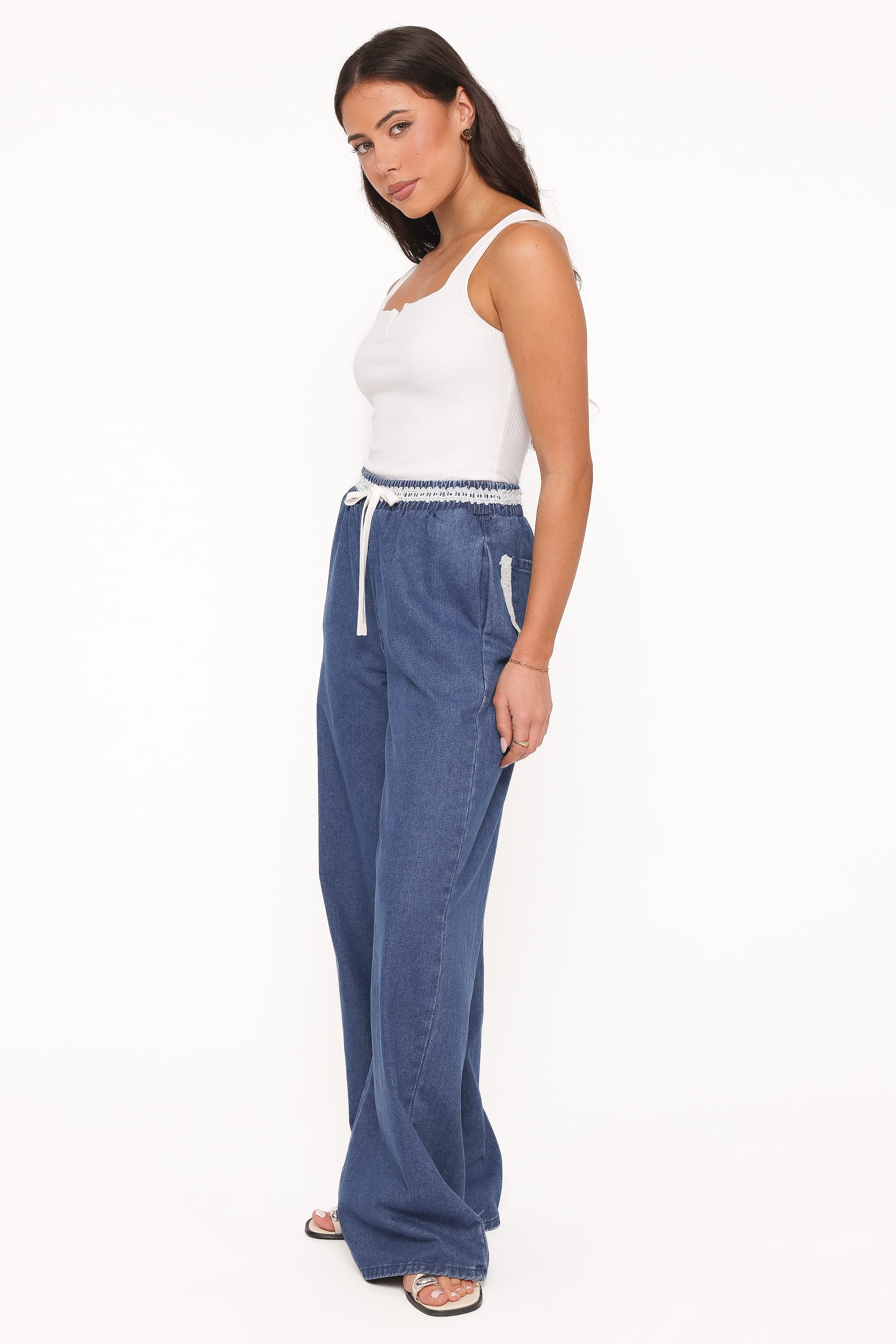 BOTTOMS Siun Wide Leg Denim Joggers - Medium Wash