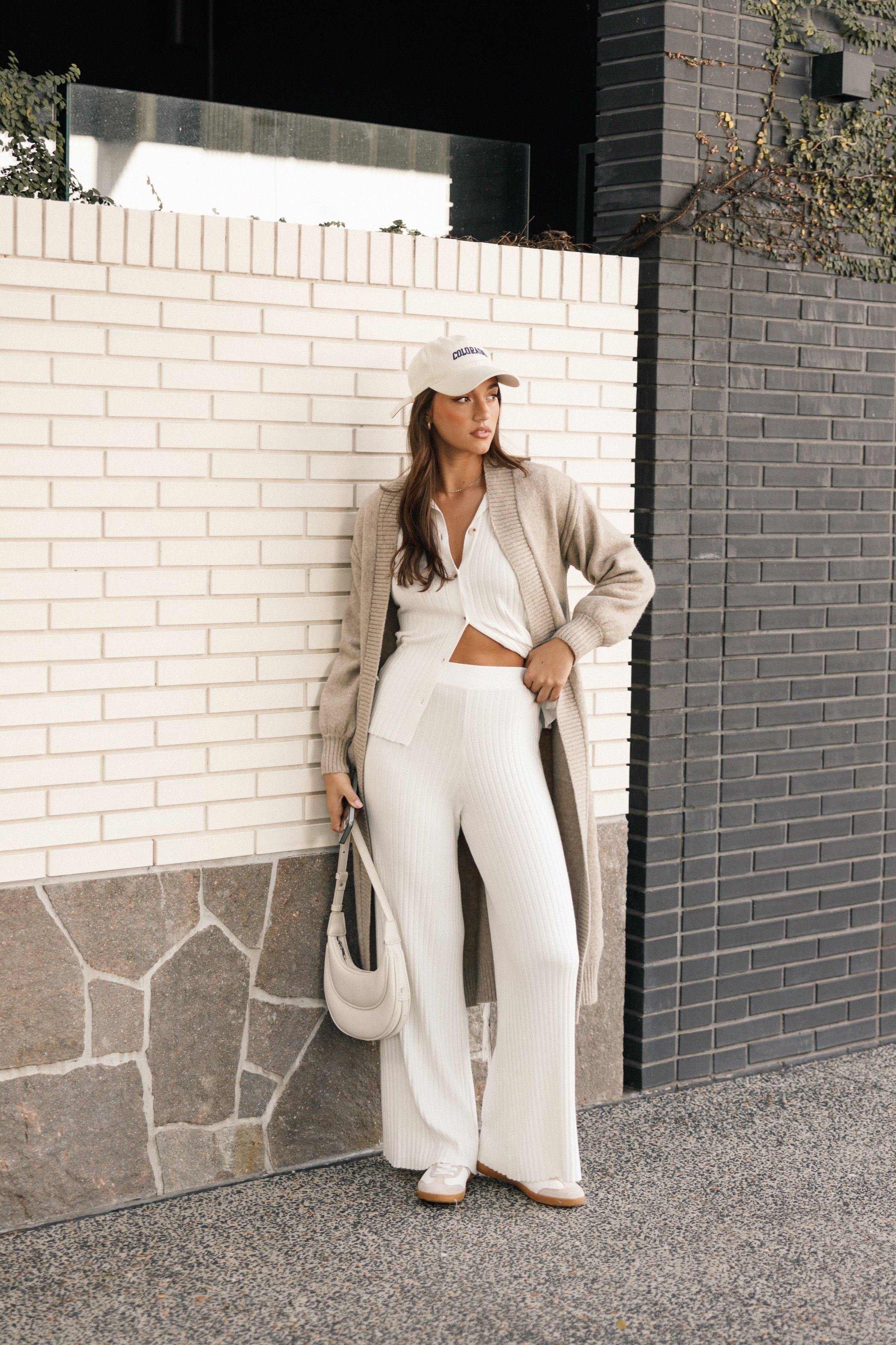 KNITWEAR Nicolette Open Front Long Cardigan - Latte