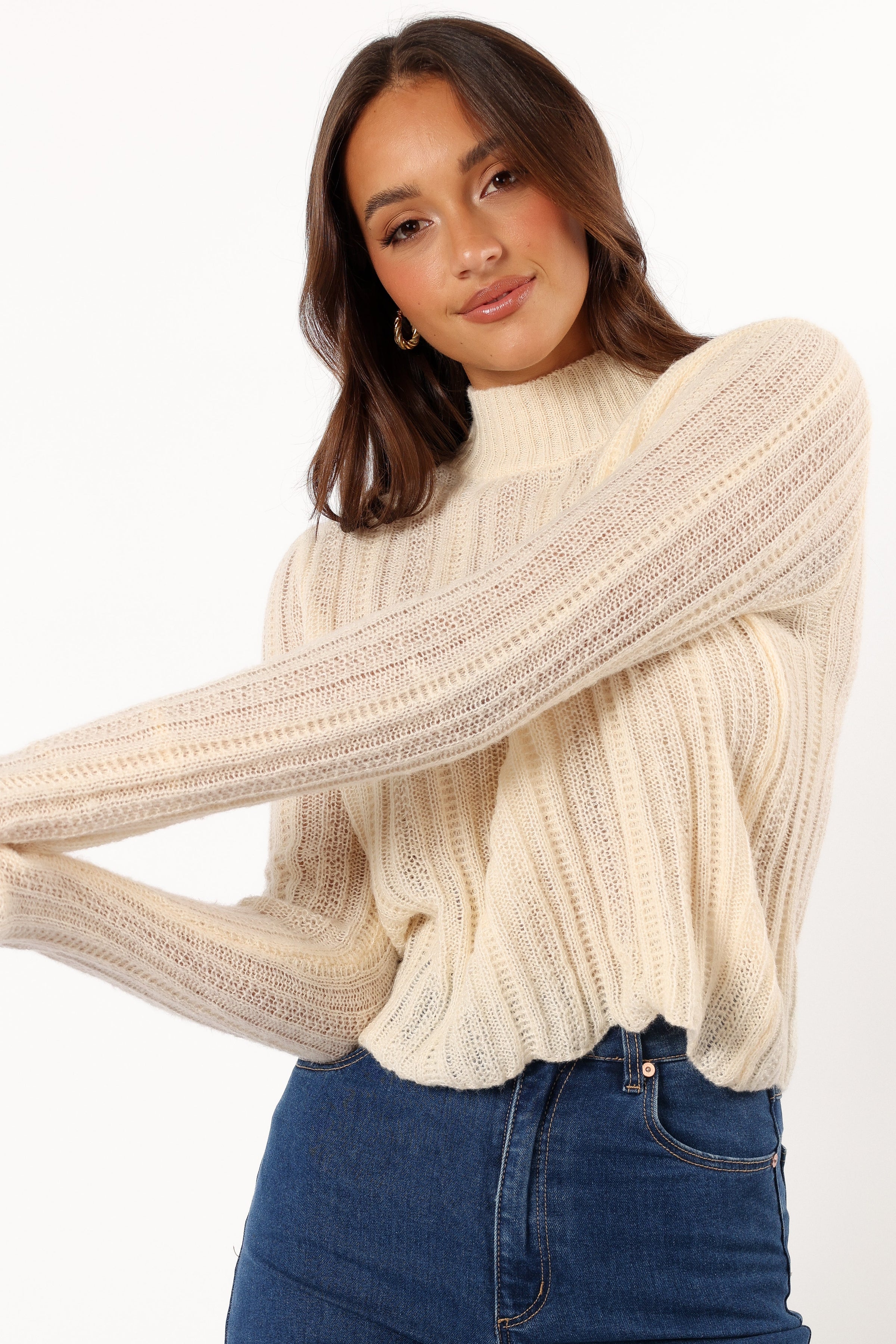 KNITWEAR @Wynford Scallop Edge Knit Sweater - Cream