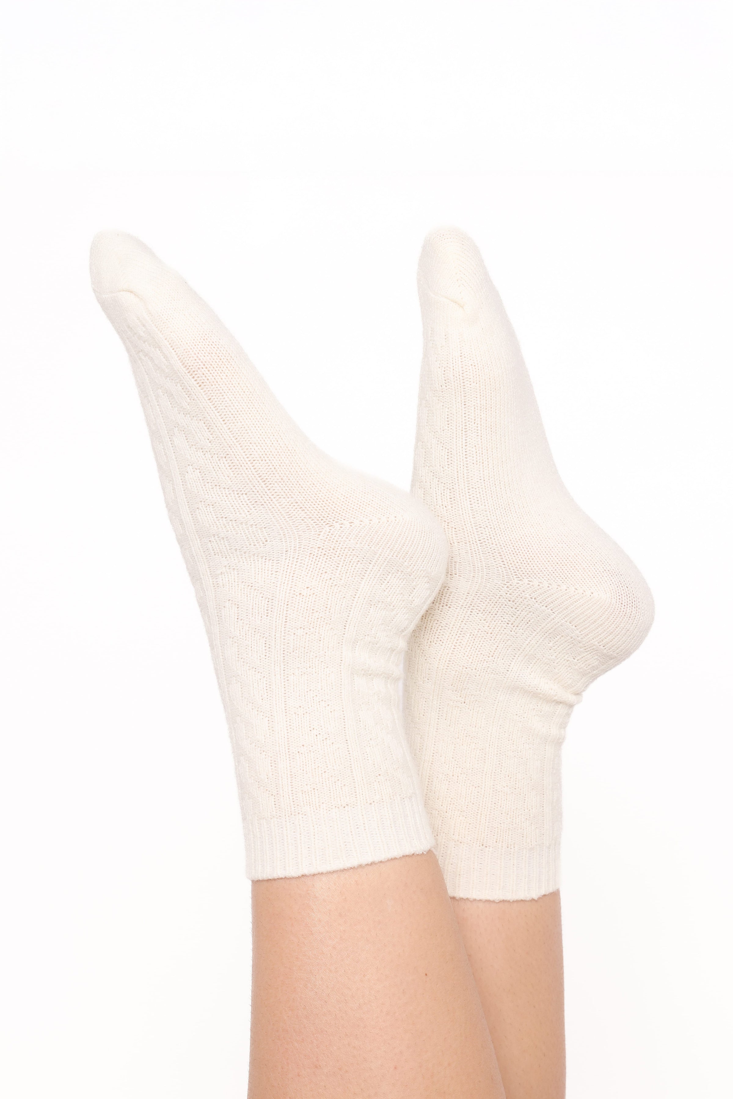 Petal and Pup USA ACCESSORIES Airies Socks - Cream One Size