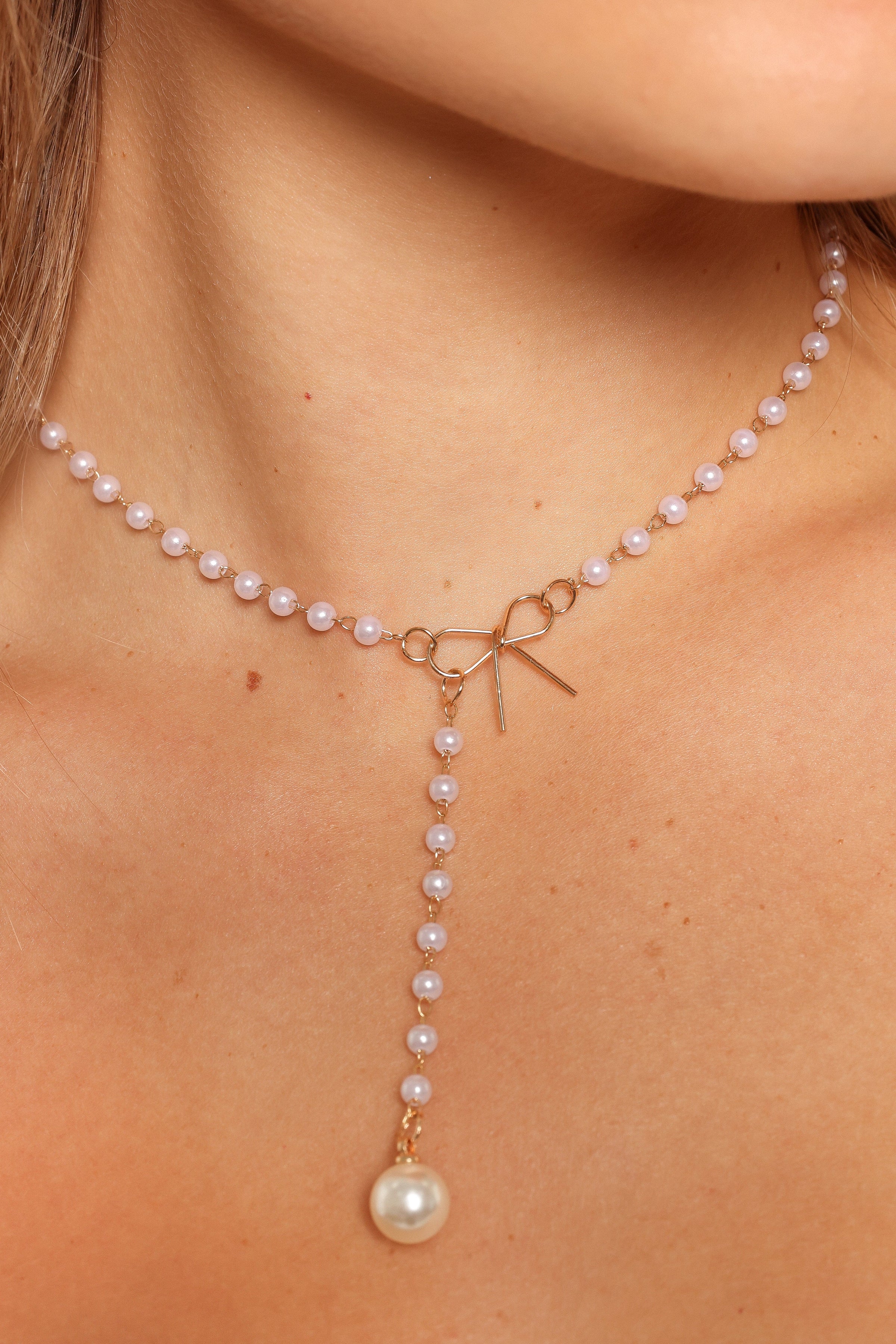 Petal and Pup USA ACCESSORIES Aldo Bow Necklace - Pearl One Size