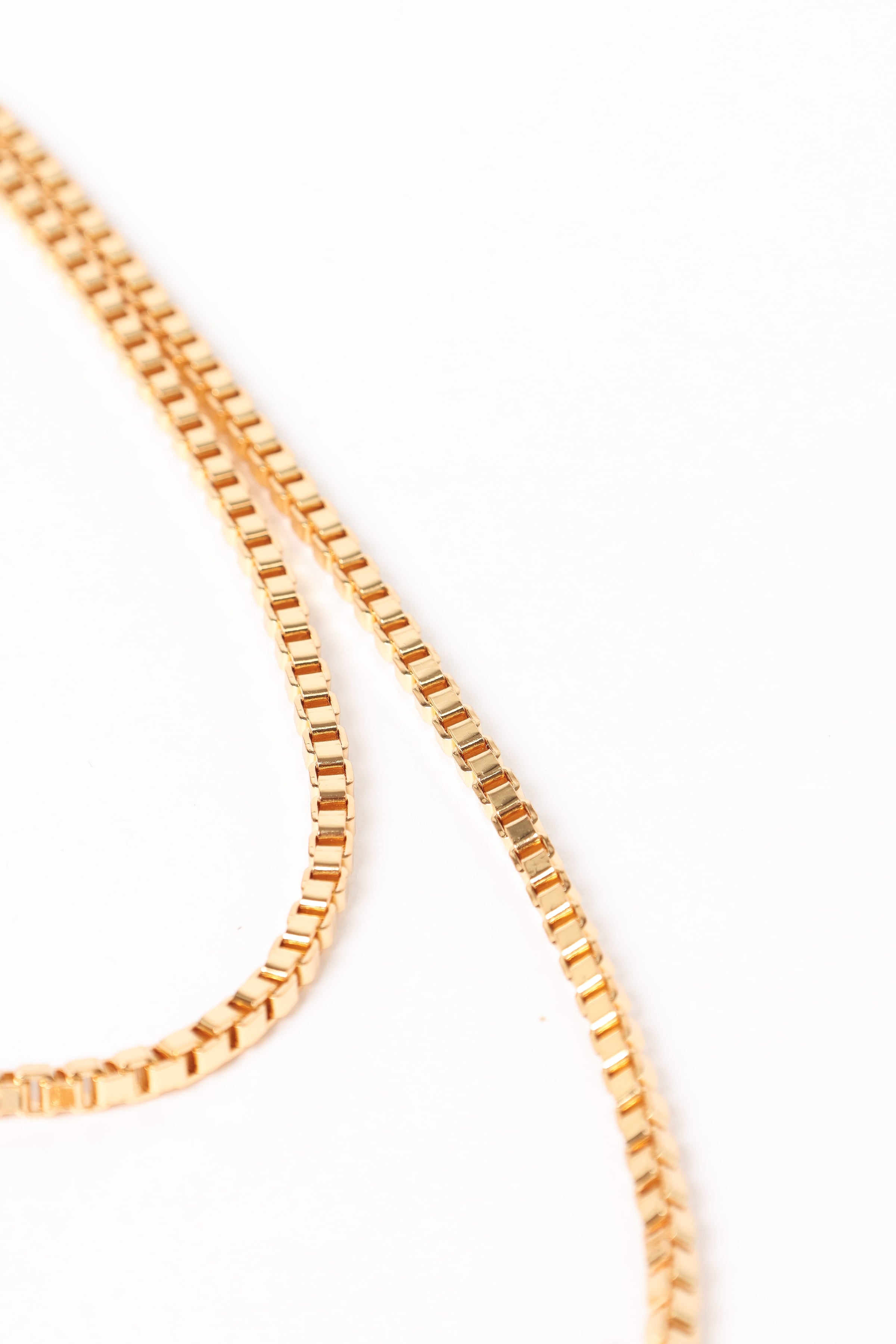 Petal and Pup USA ACCESSORIES Arles Necklace - Gold One Size