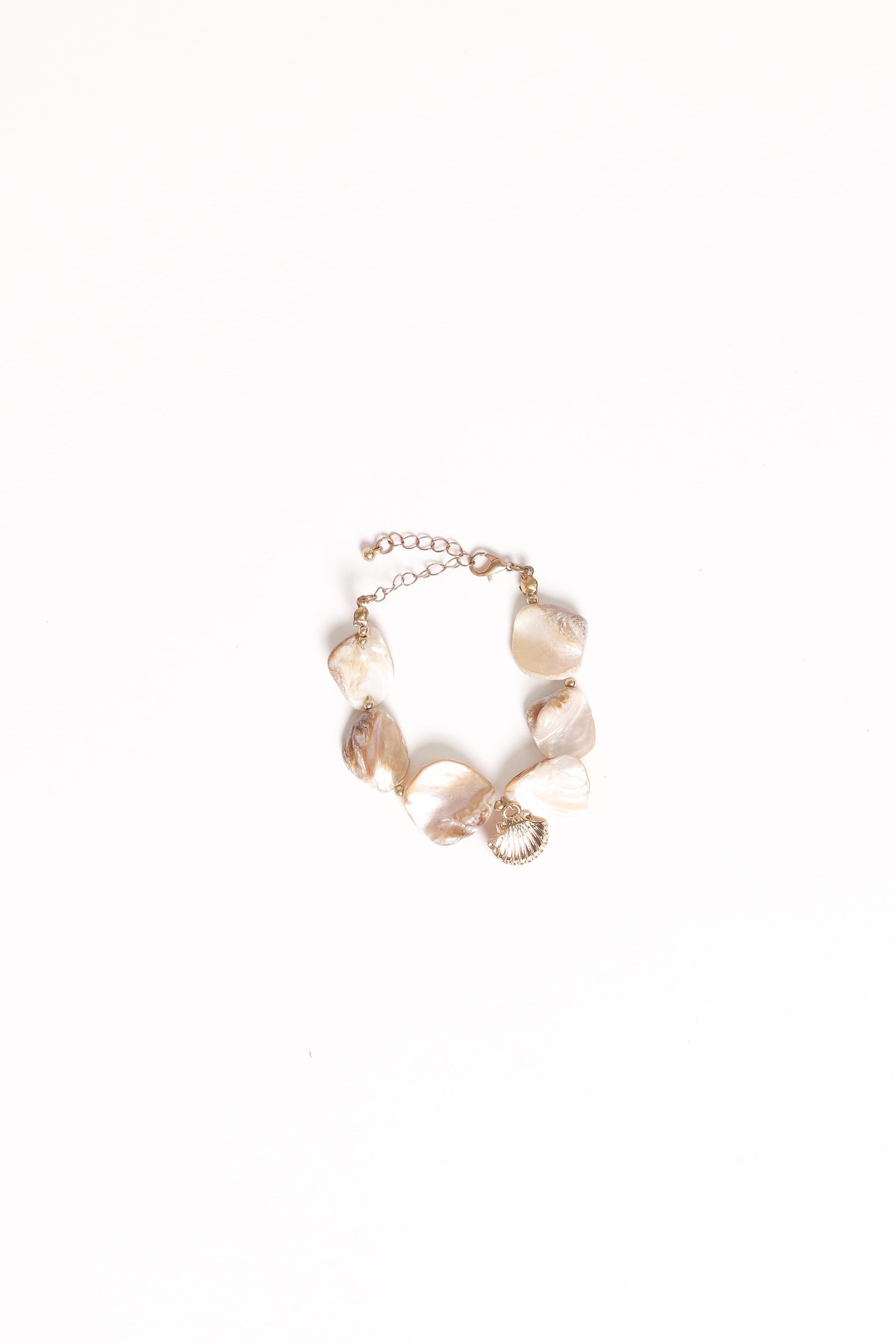 Petal and Pup USA ACCESSORIES Astrid Shell Bracelet - Gold One Size