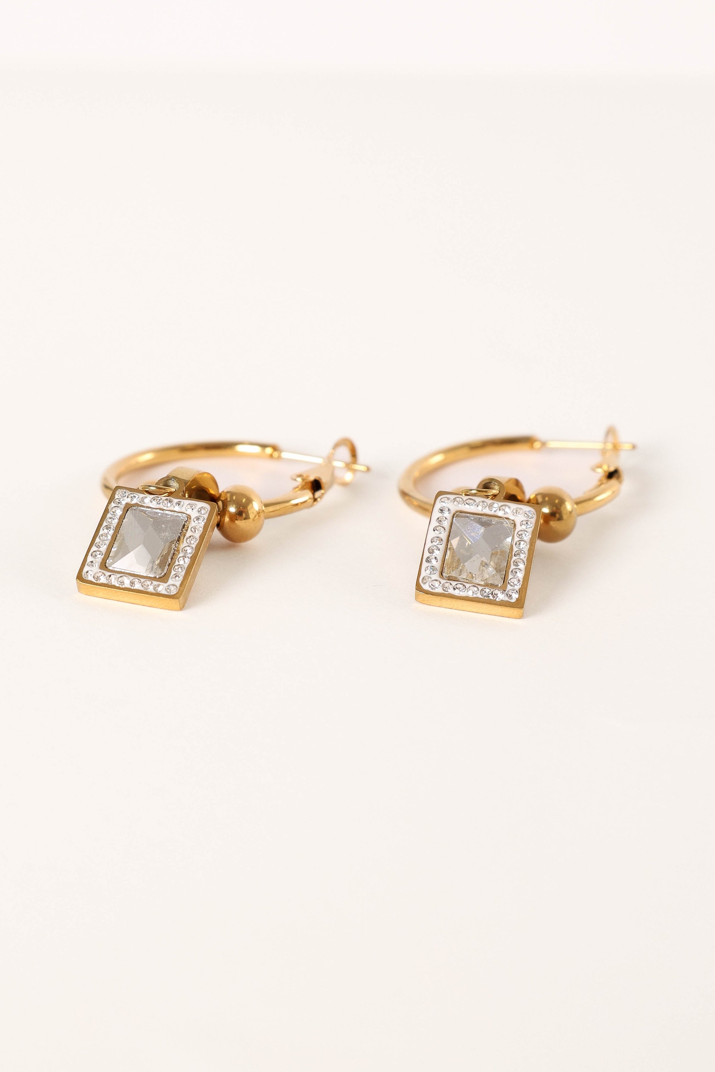 ACCESSORIES @Audrey Charm Hoop Earrings - Gold