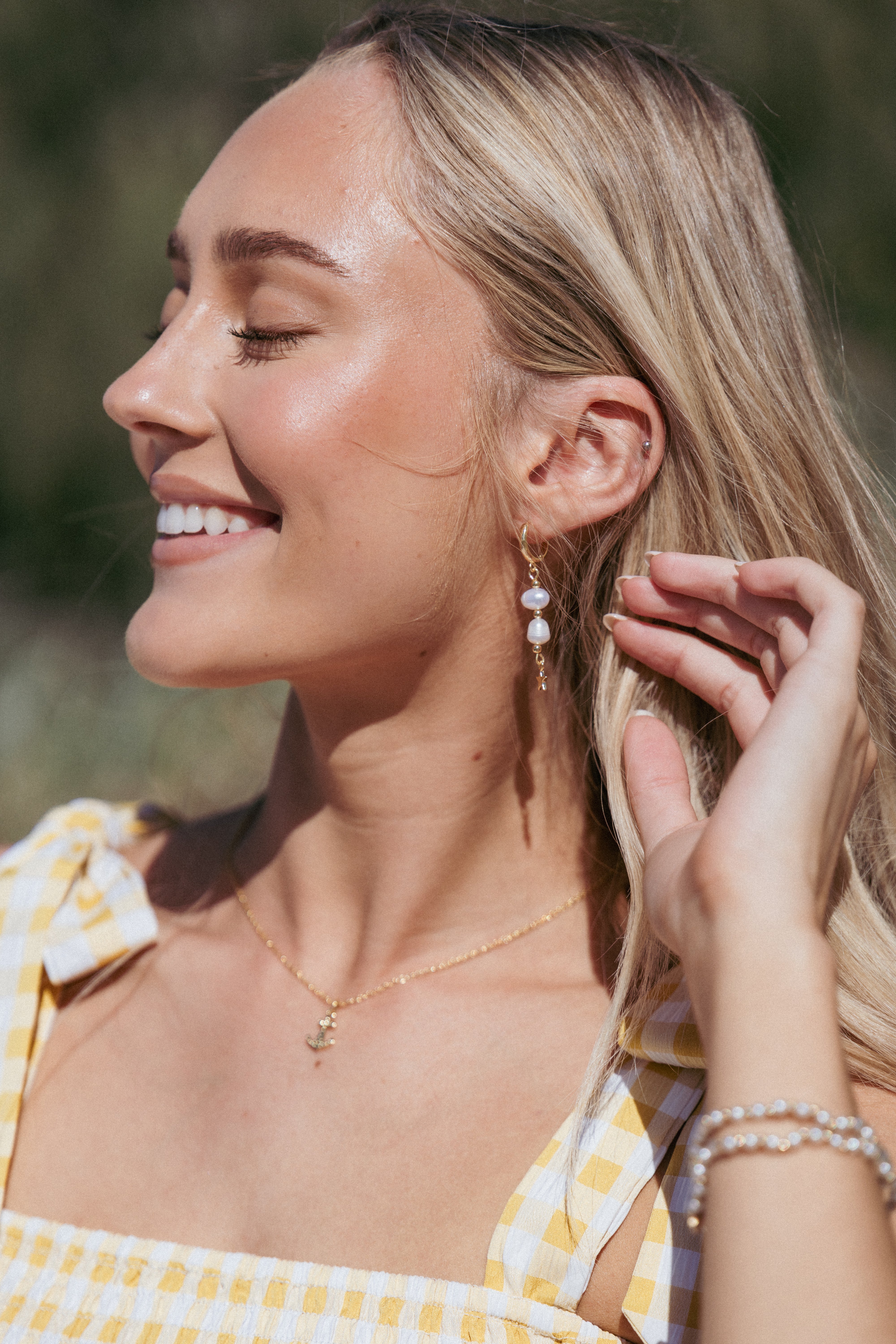 Petal and Pup USA ACCESSORIES Belize Earrings - Gold/Pearl One Size