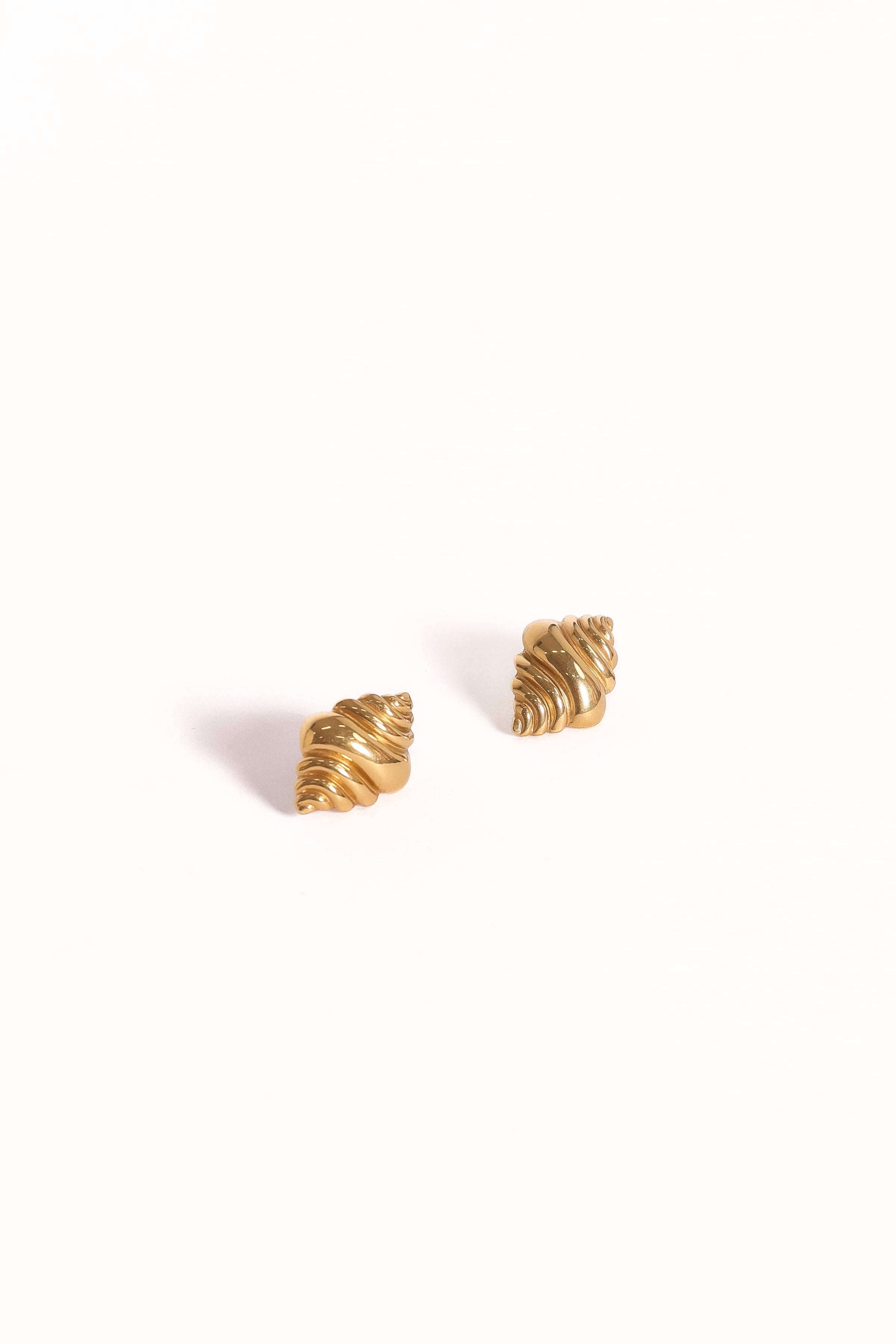 Petal and Pup USA ACCESSORIES Bermuda Earrings - Gold One Size