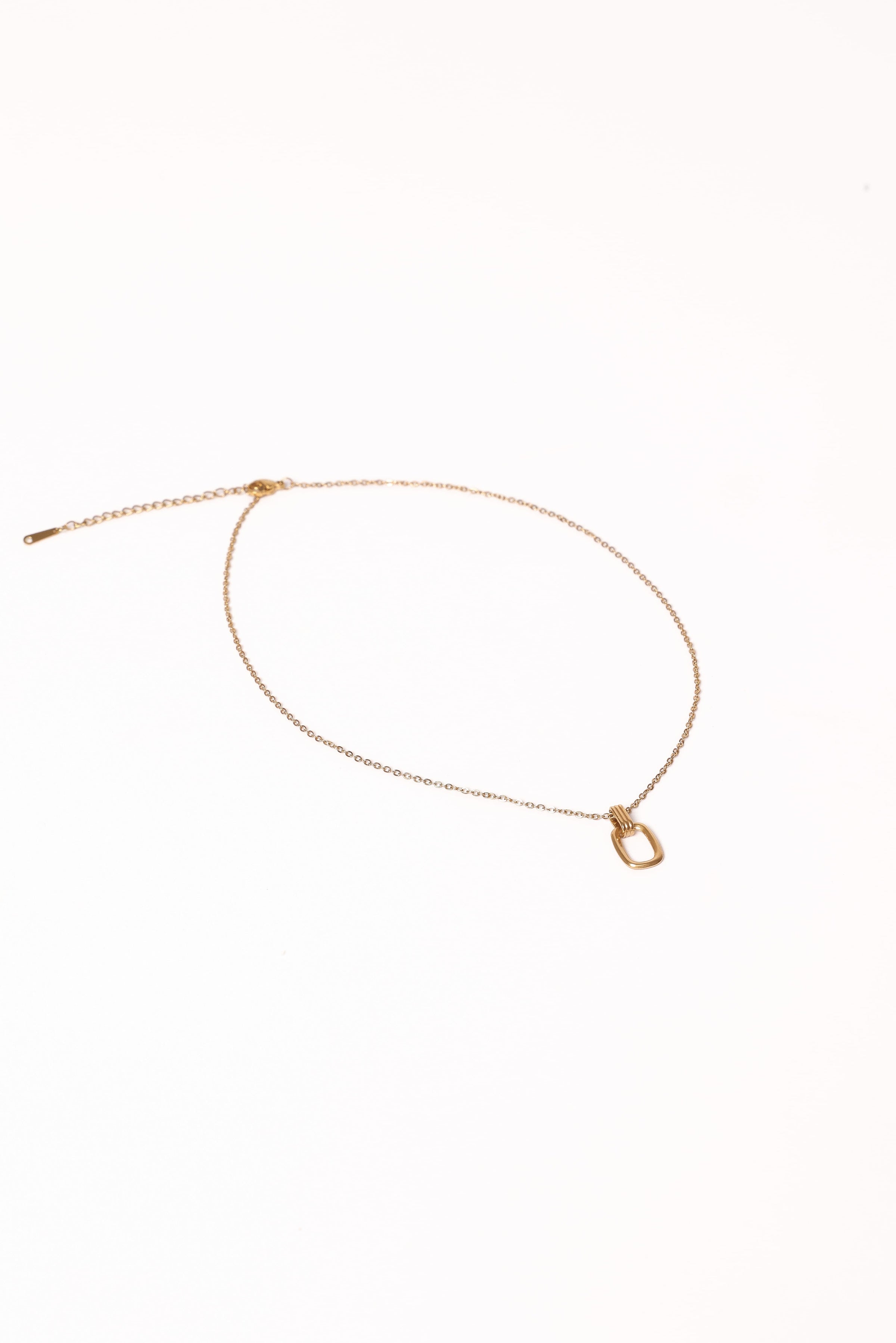 Petal and Pup USA ACCESSORIES Cagnes Necklace - Gold One Size