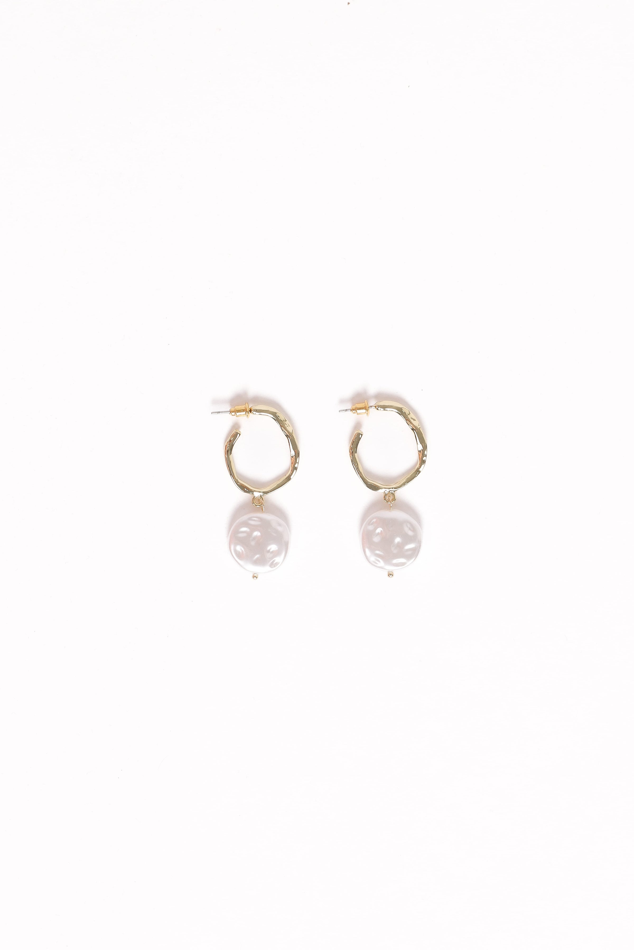 Petal and Pup USA ACCESSORIES Carina Pearl Earrings - Gold One Size