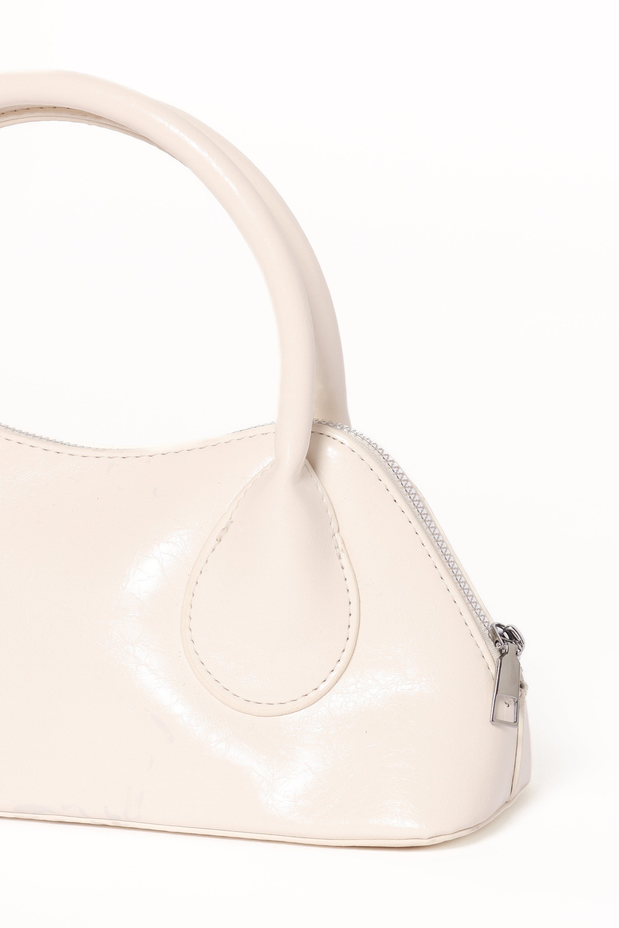 Petal and Pup USA ACCESSORIES Carolyn Handbag - White One Size