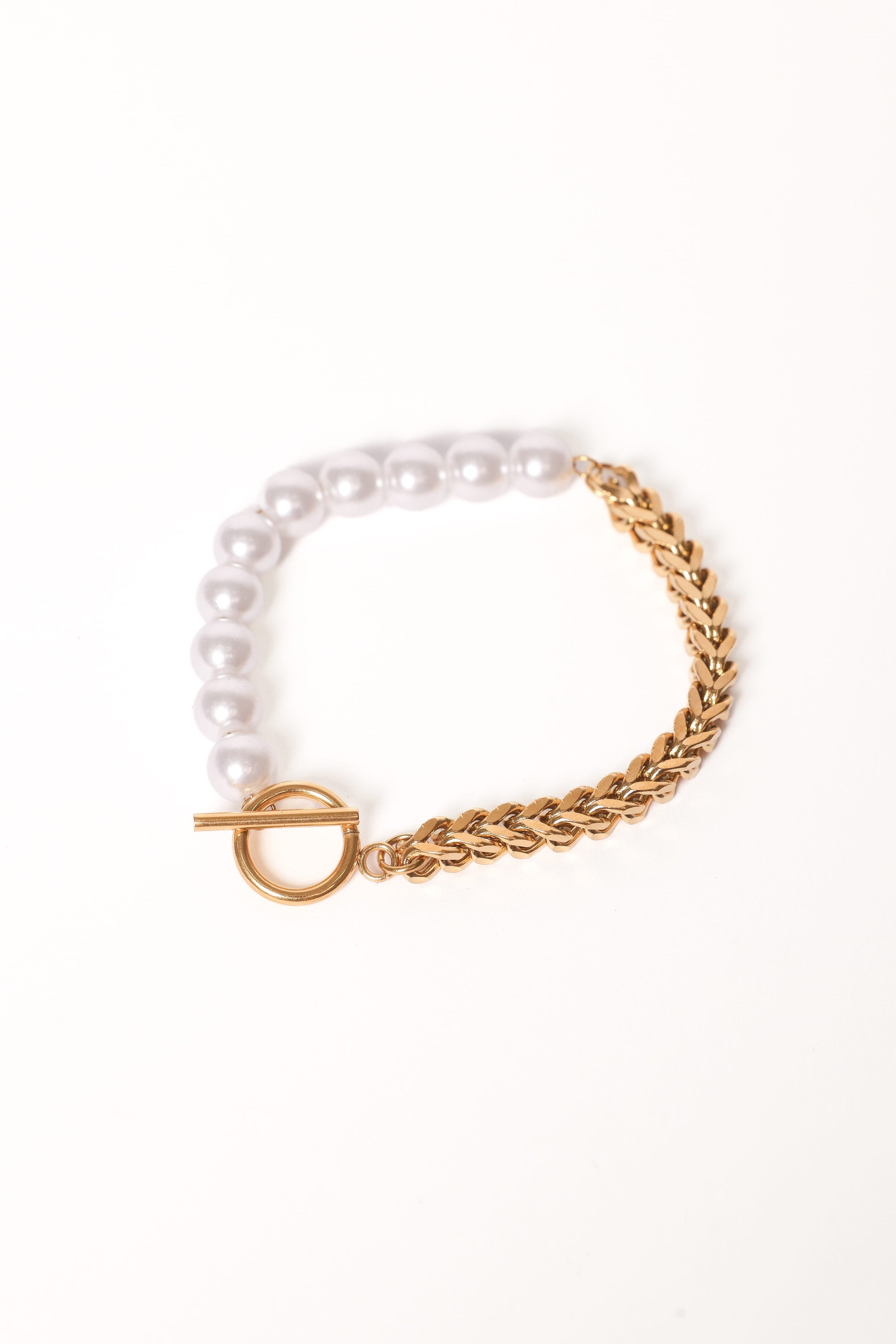 Petal and Pup USA ACCESSORIES Cascais Bracelet - Gold/Pearl One Size