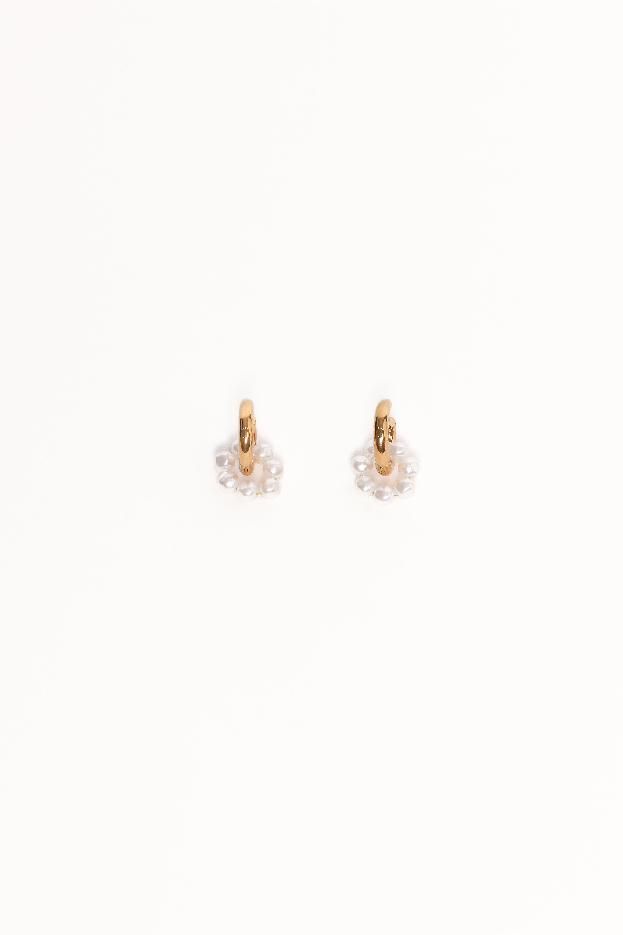 Petal and Pup USA ACCESSORIES Cheri Earrings - Gold/Pearl One Size