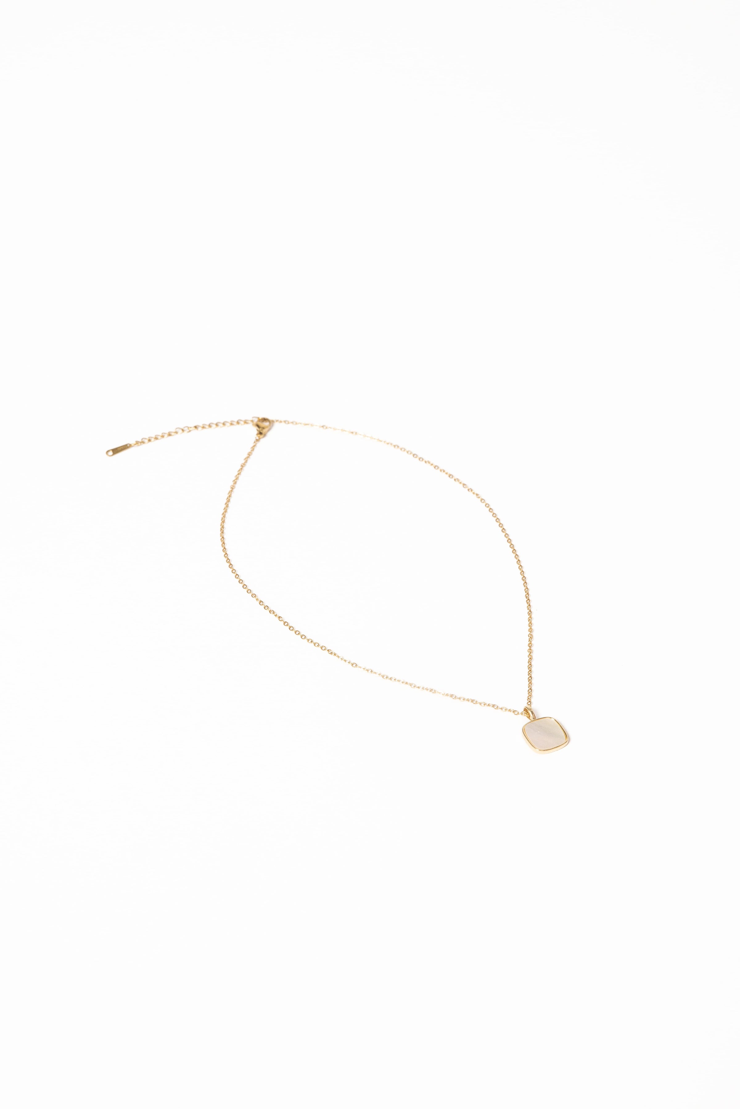 Petal and Pup USA ACCESSORIES Fleming Necklace - Gold One Size
