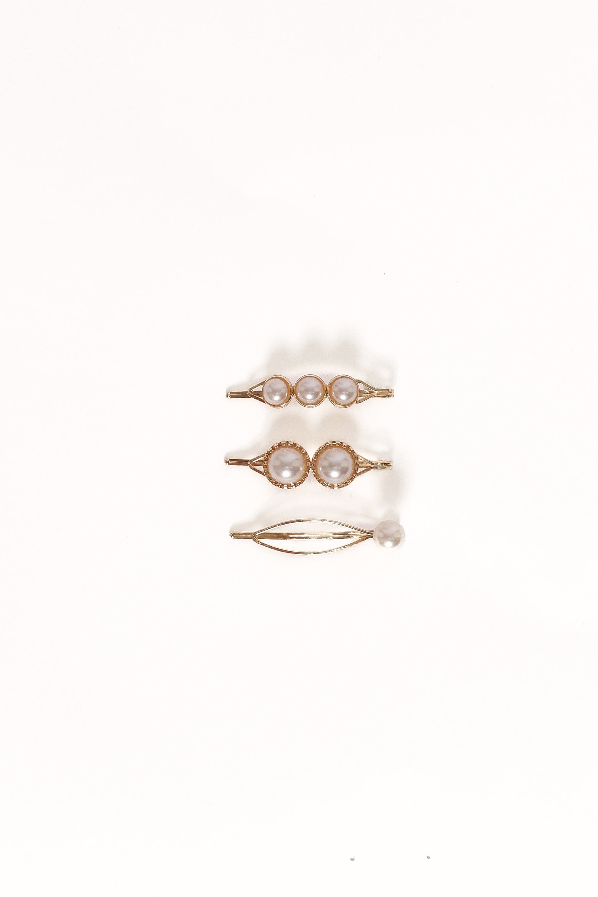Petal and Pup USA ACCESSORIES Henrietta Hair Clip Set - Gold/Pearl One Size