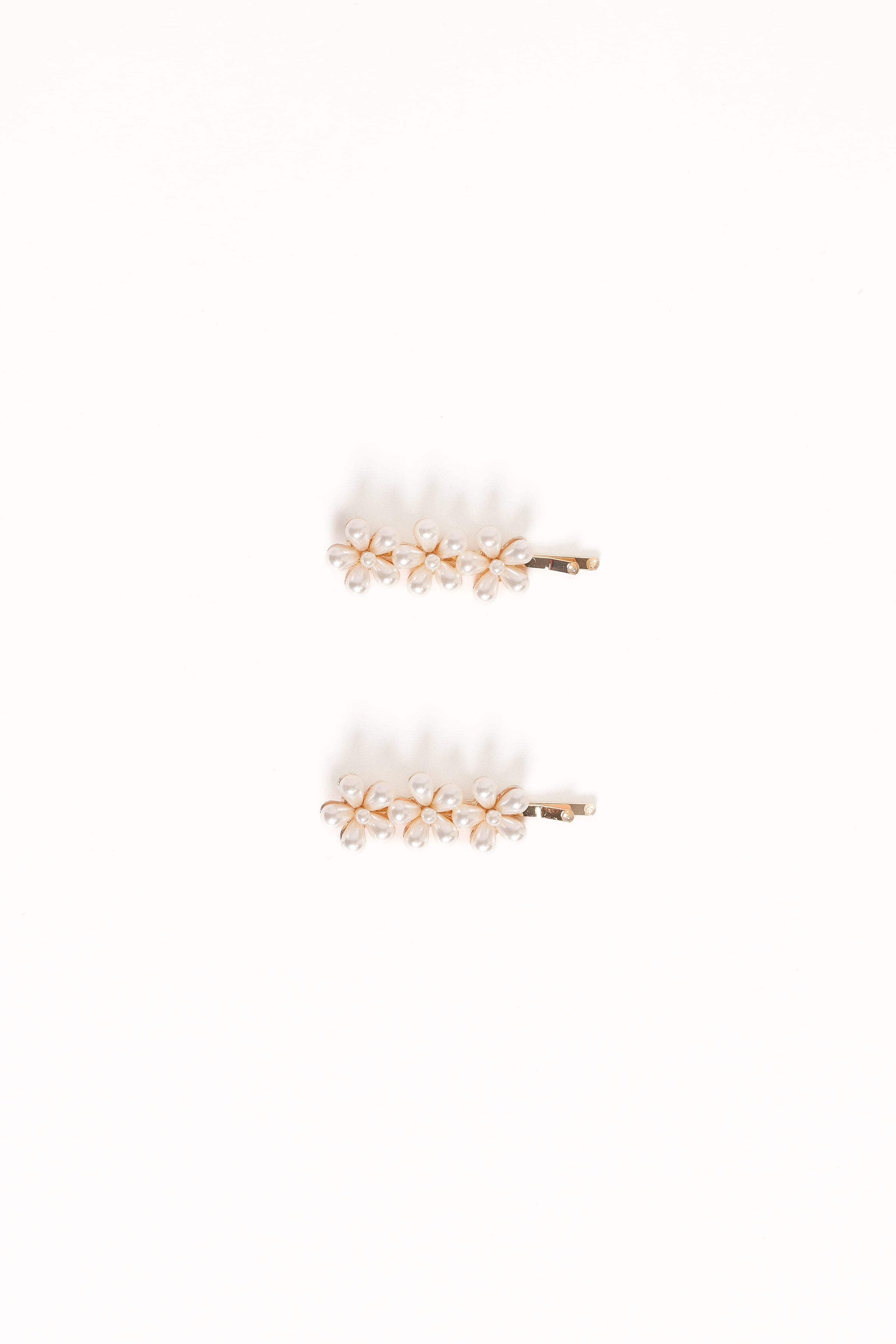 Petal and Pup USA ACCESSORIES Isabella Hair Clip Set - Pearl One Size