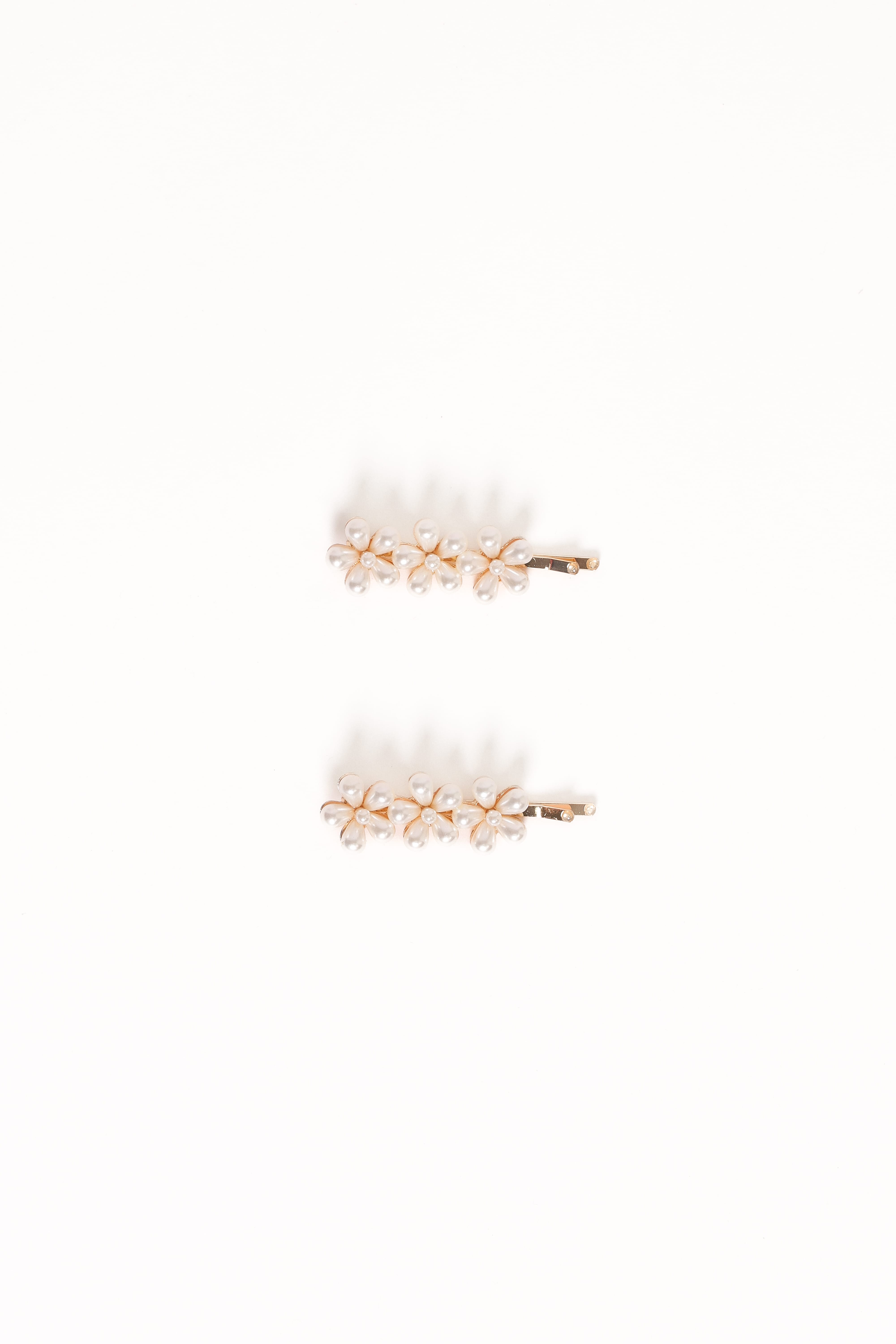 Petal and Pup USA ACCESSORIES Isabella Hair Clip Set - Pearl One Size