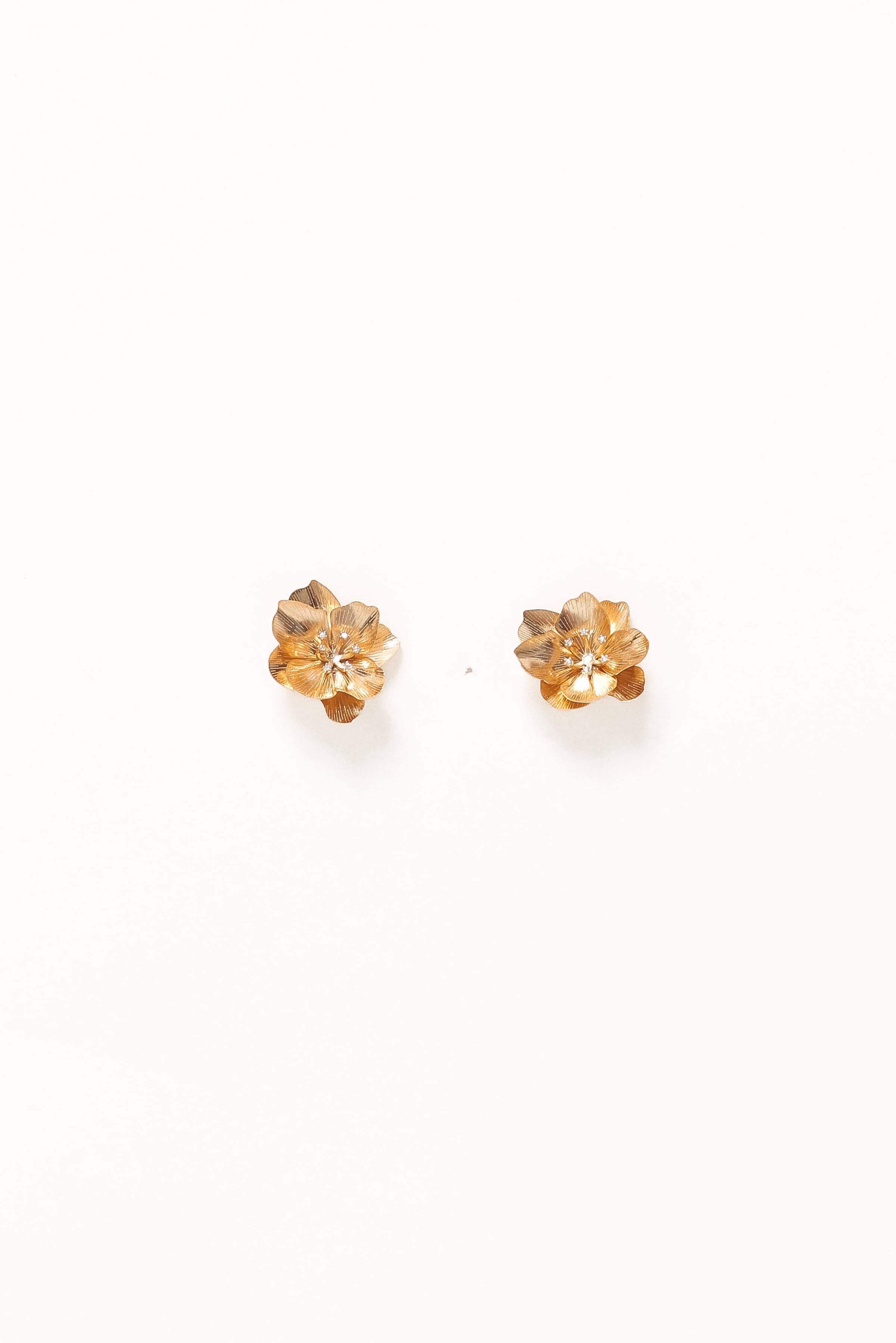 Petal and Pup USA ACCESSORIES Isobel Flower Earrings - Gold One Size