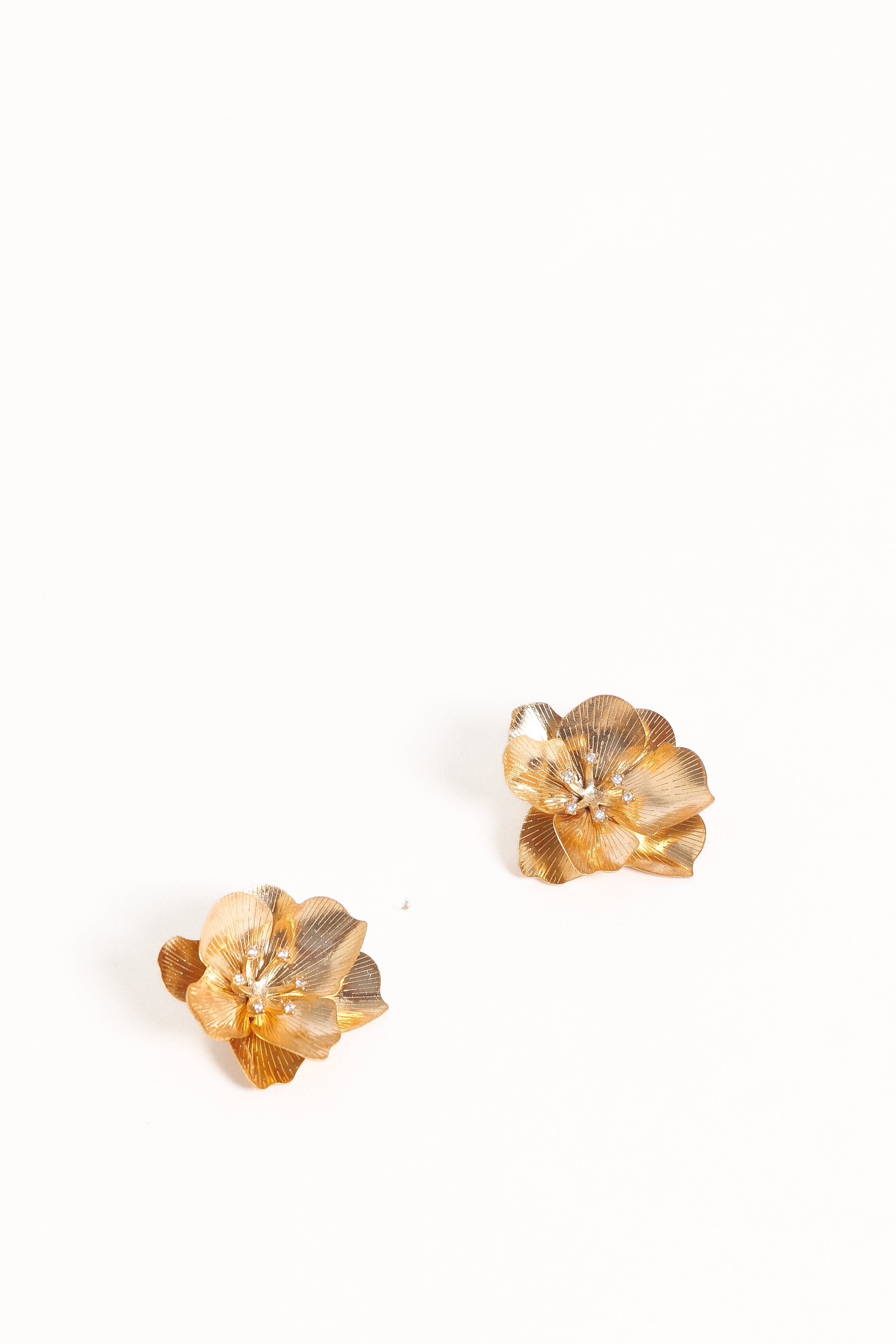 Petal and Pup USA ACCESSORIES Isobel Flower Earrings - Gold One Size