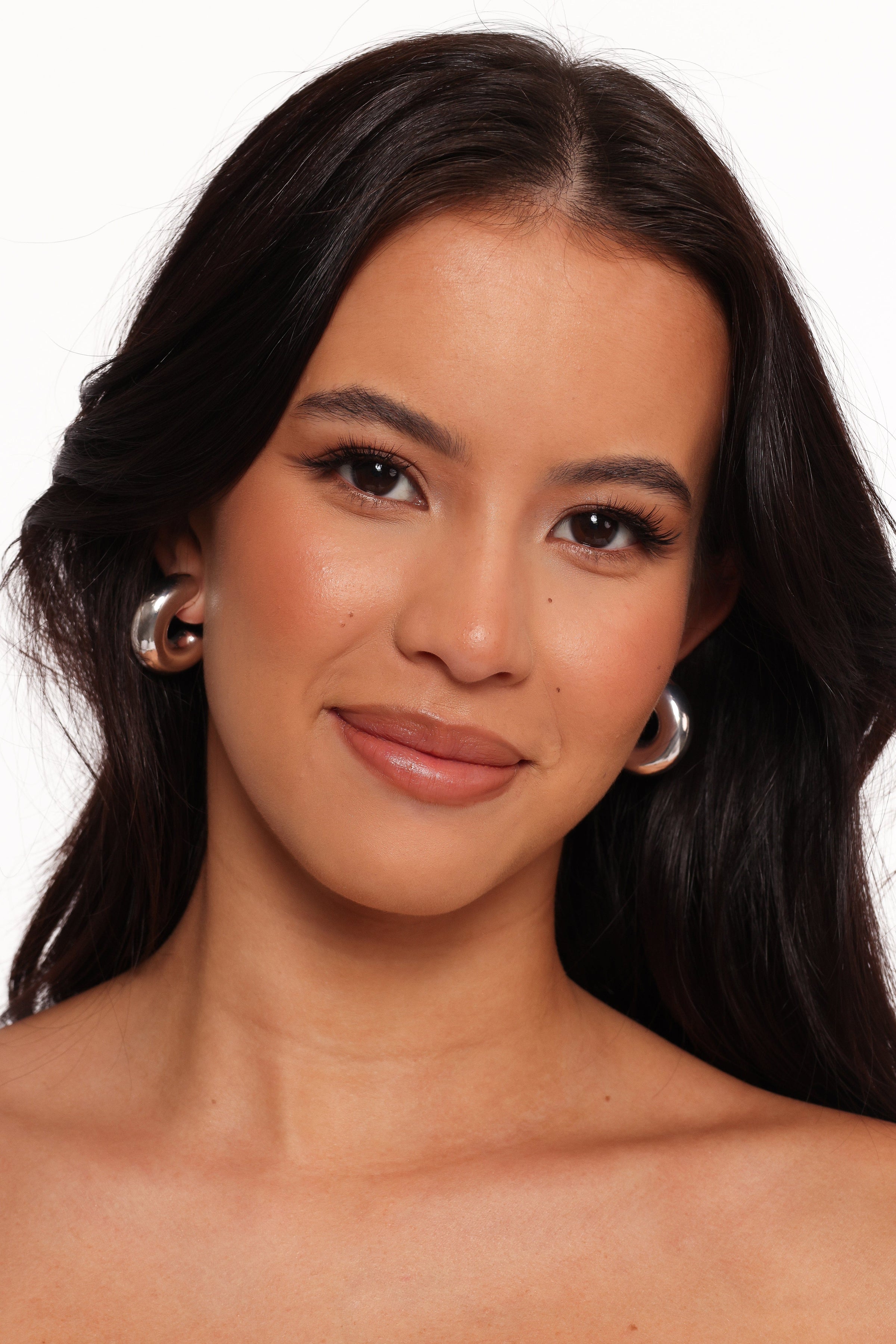 Petal and Pup USA ACCESSORIES Katie Hoop Earrings - Silver One Size
