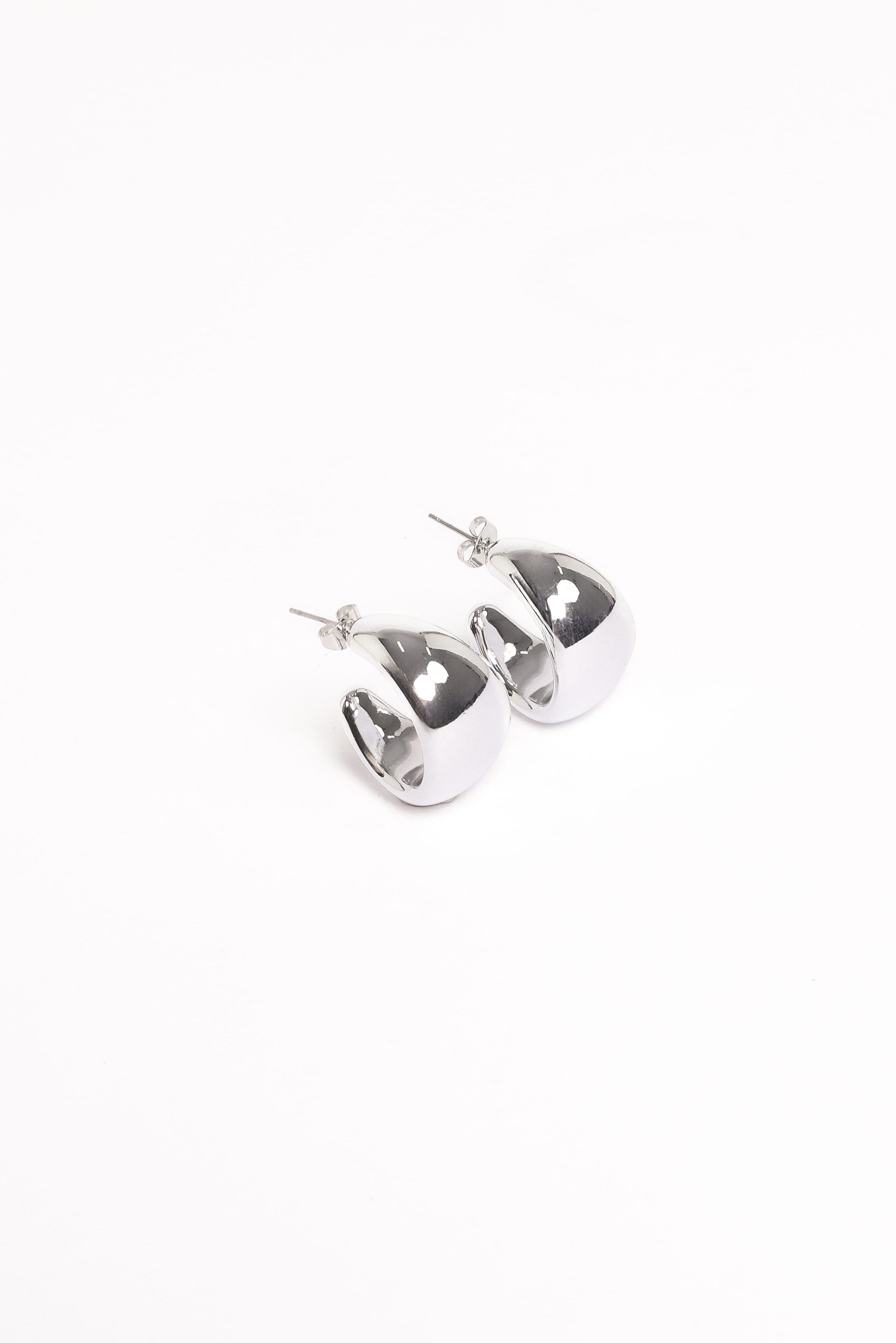 Petal and Pup USA ACCESSORIES Leandra Earrings - Silver One Size