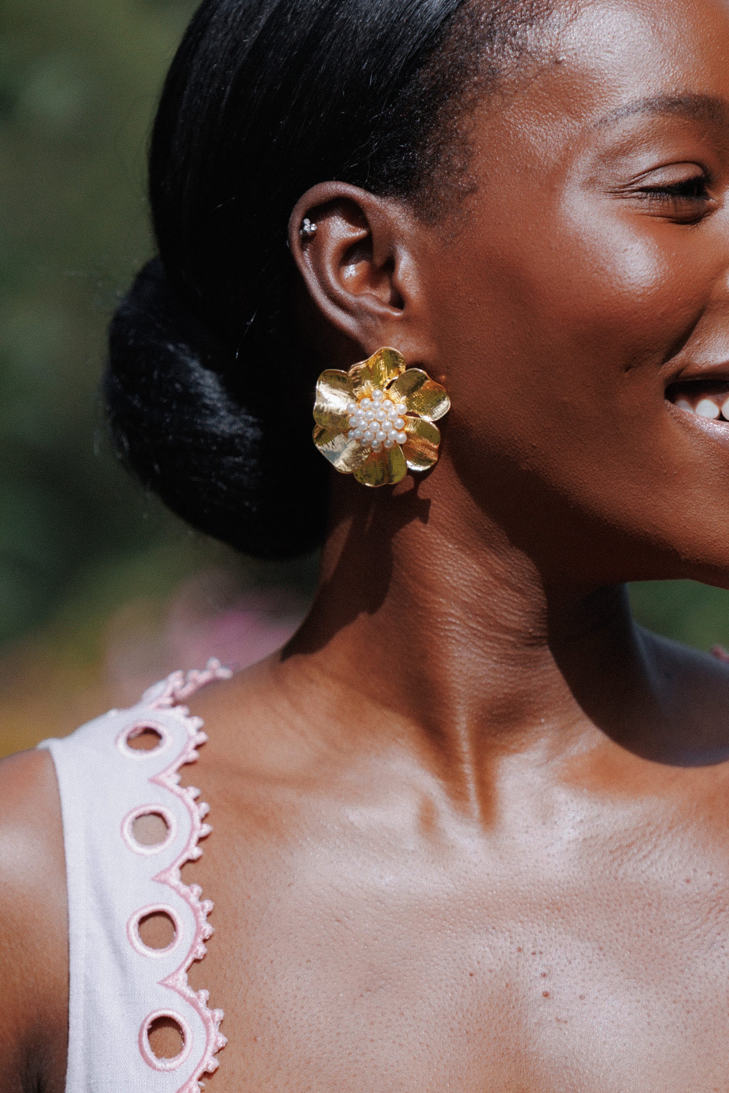 Petal and Pup USA ACCESSORIES Lola Pearl Flower Earrings - Gold One Size