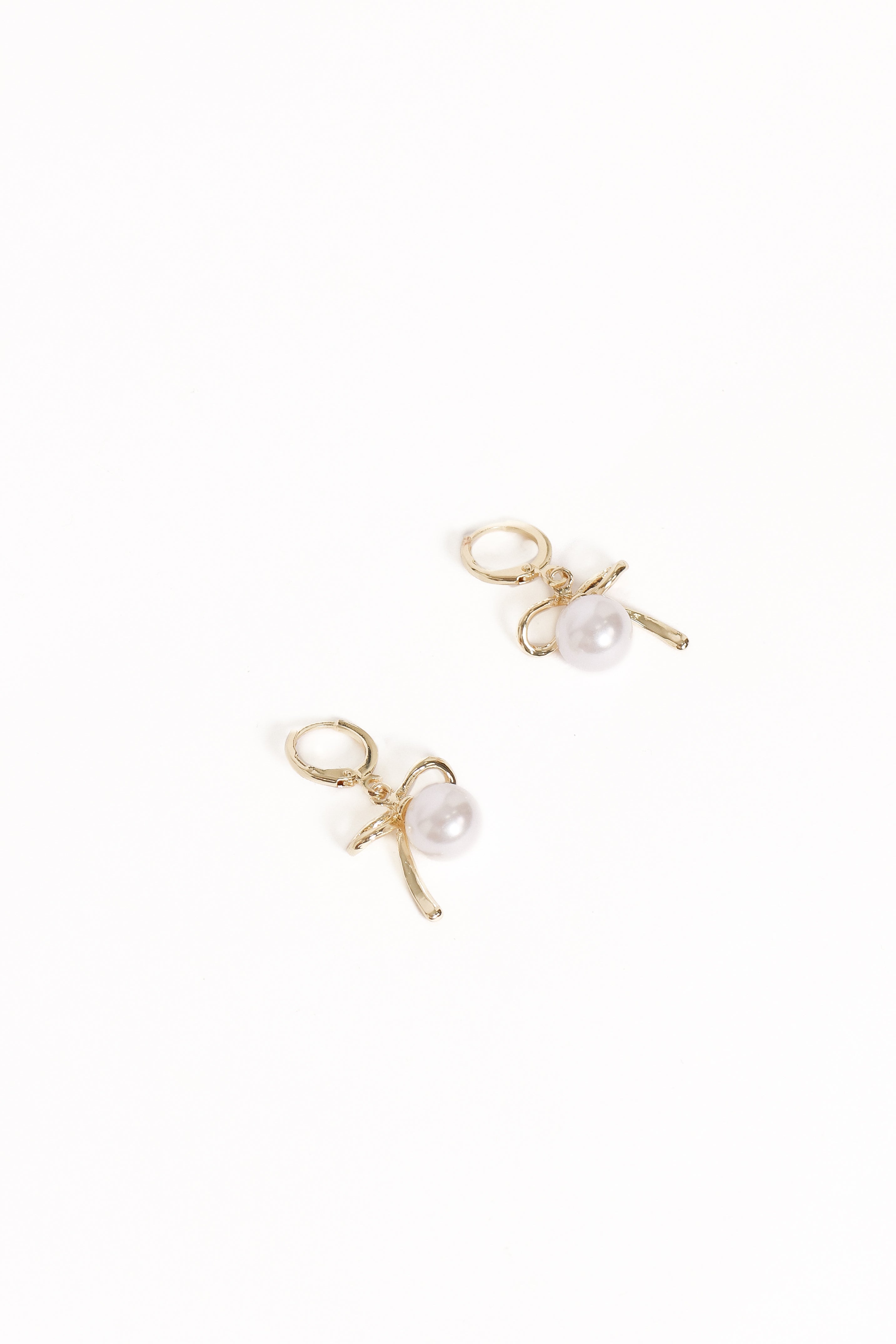 Petal and Pup USA ACCESSORIES Louisa Bow Earrings - Gold/Pearl One Size