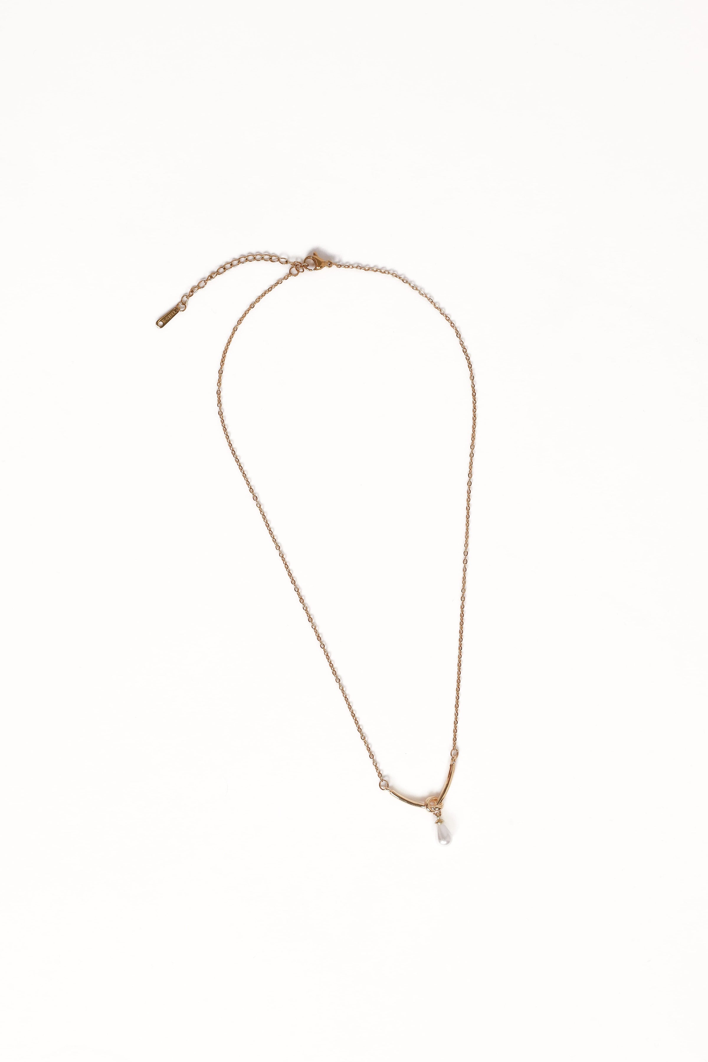 Petal and Pup USA ACCESSORIES Nusa Necklace - Gold/Pearl One Size