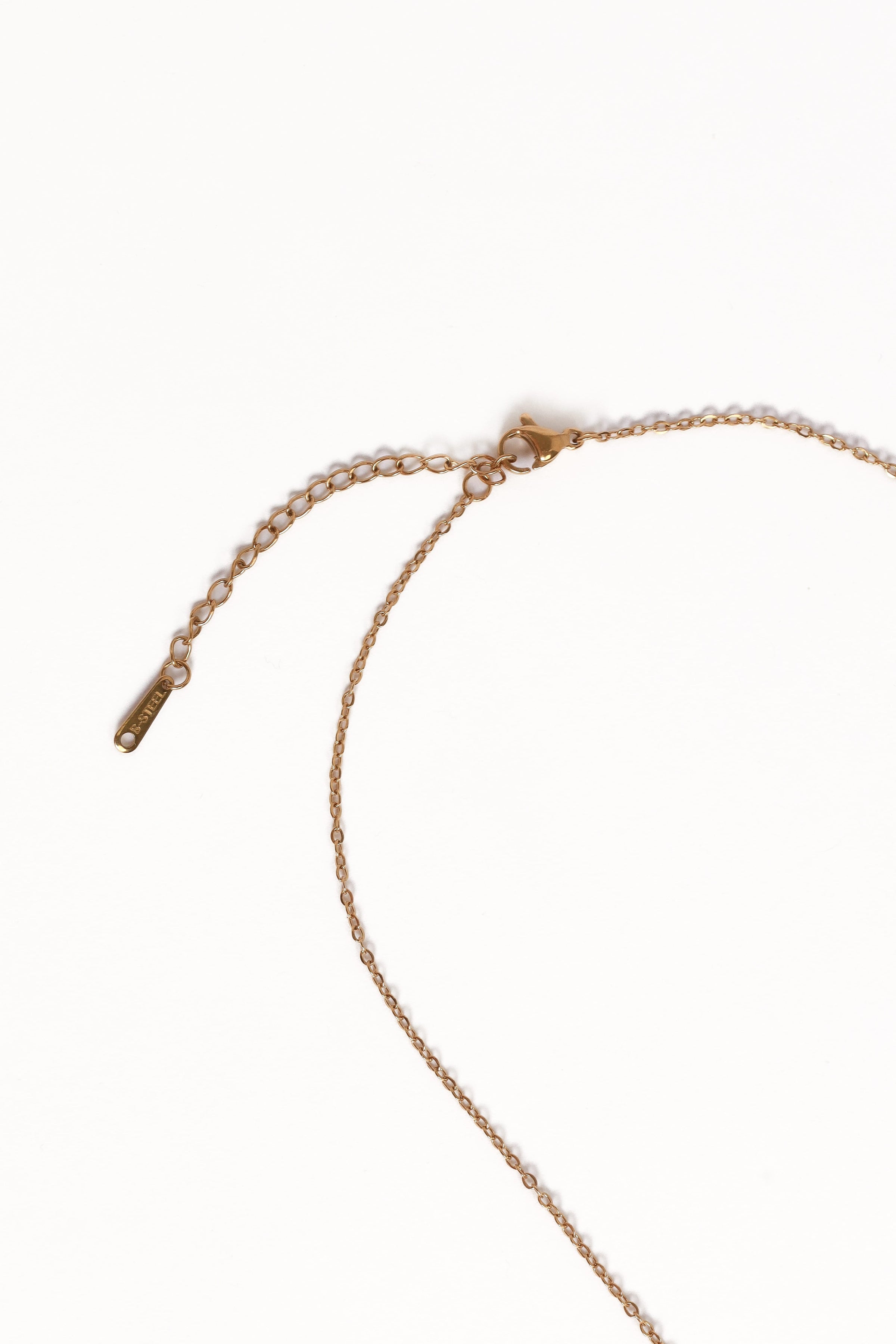 Petal and Pup USA ACCESSORIES Nusa Necklace - Gold/Pearl One Size