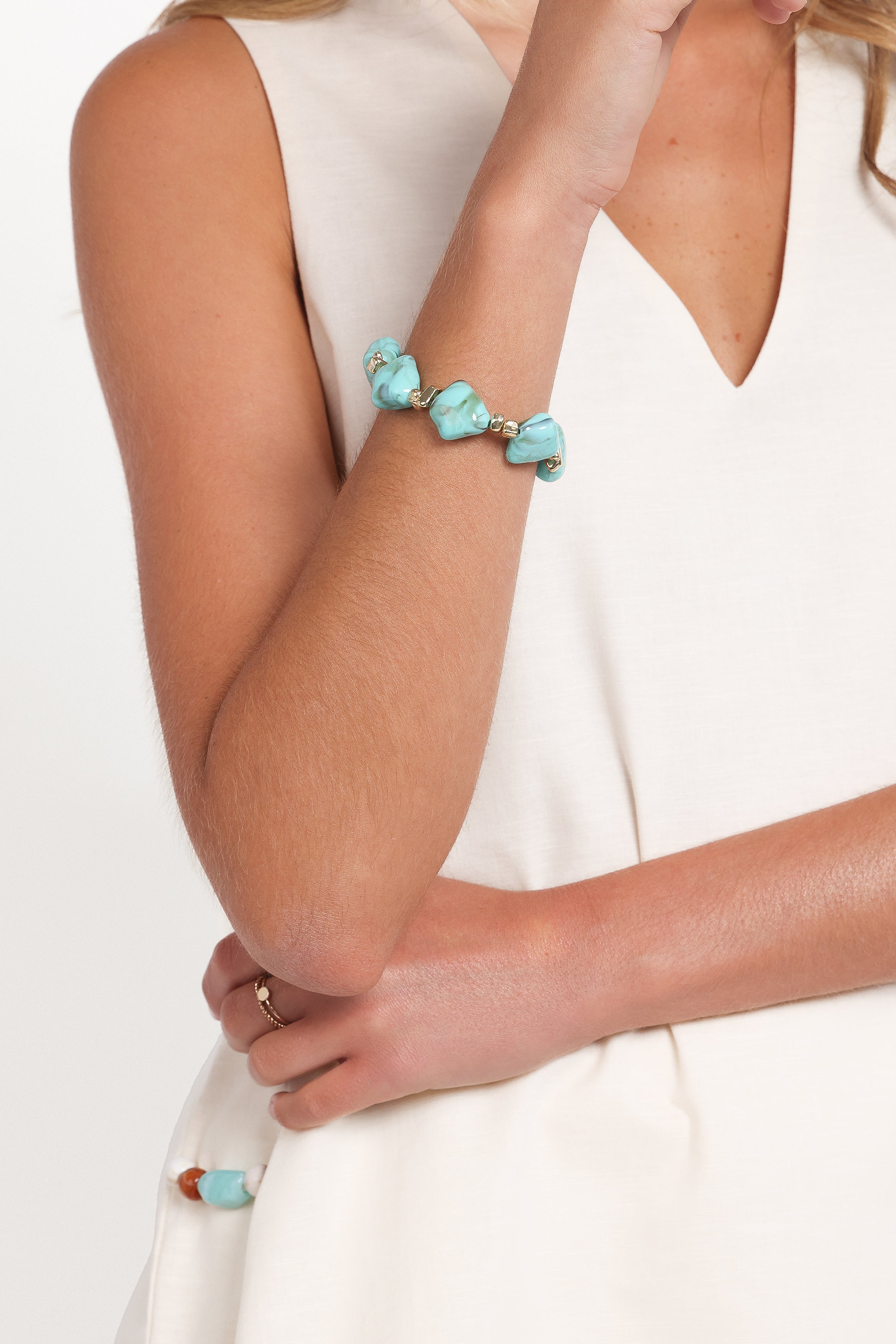 Petal and Pup USA ACCESSORIES Serenity Bracelet - Blue/Gold One Size