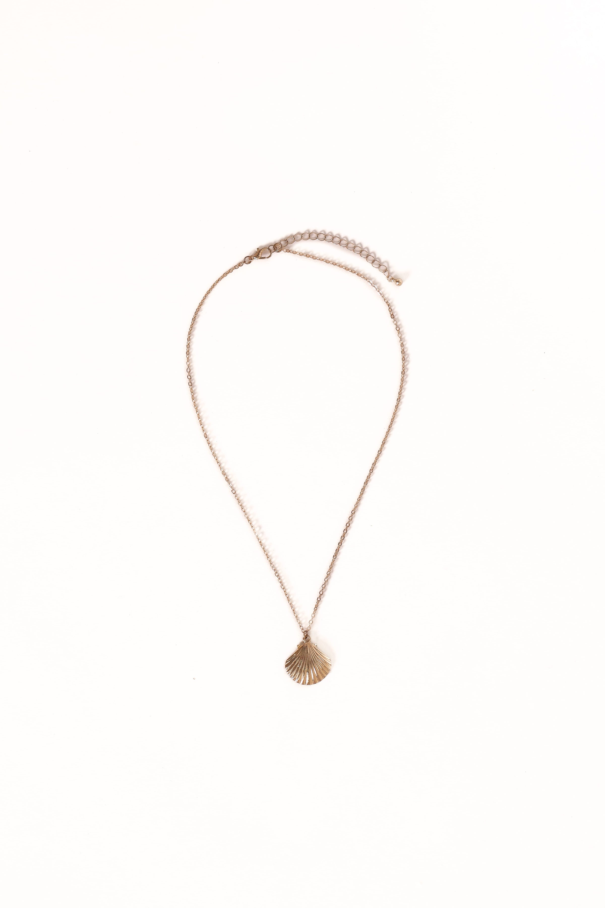 Petal and Pup USA ACCESSORIES Shell Necklace - Gold One Size