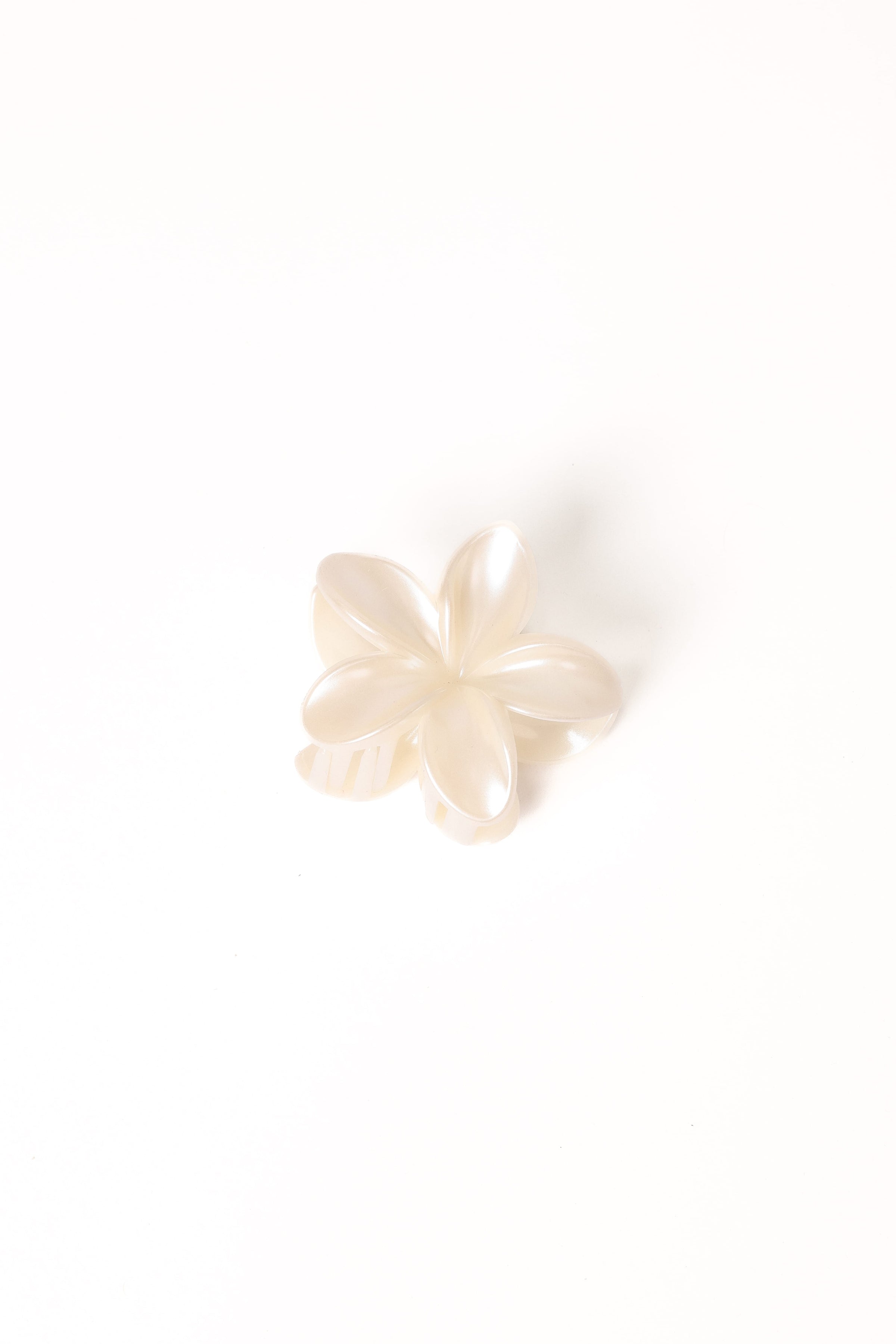 Petal and Pup USA ACCESSORIES Tiarne Hair Clip - White One Size