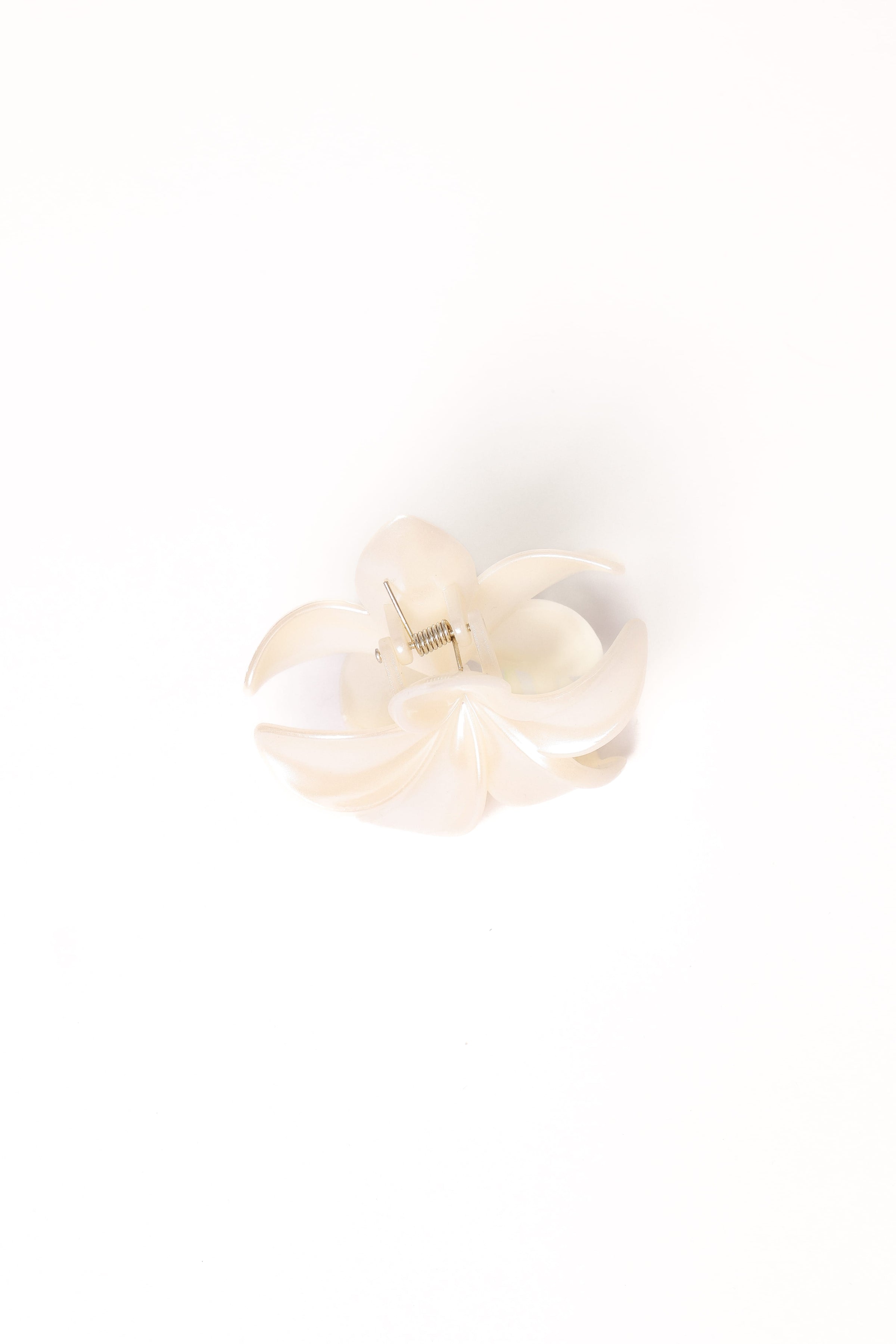 Petal and Pup USA ACCESSORIES Tiarne Hair Clip - White One Size
