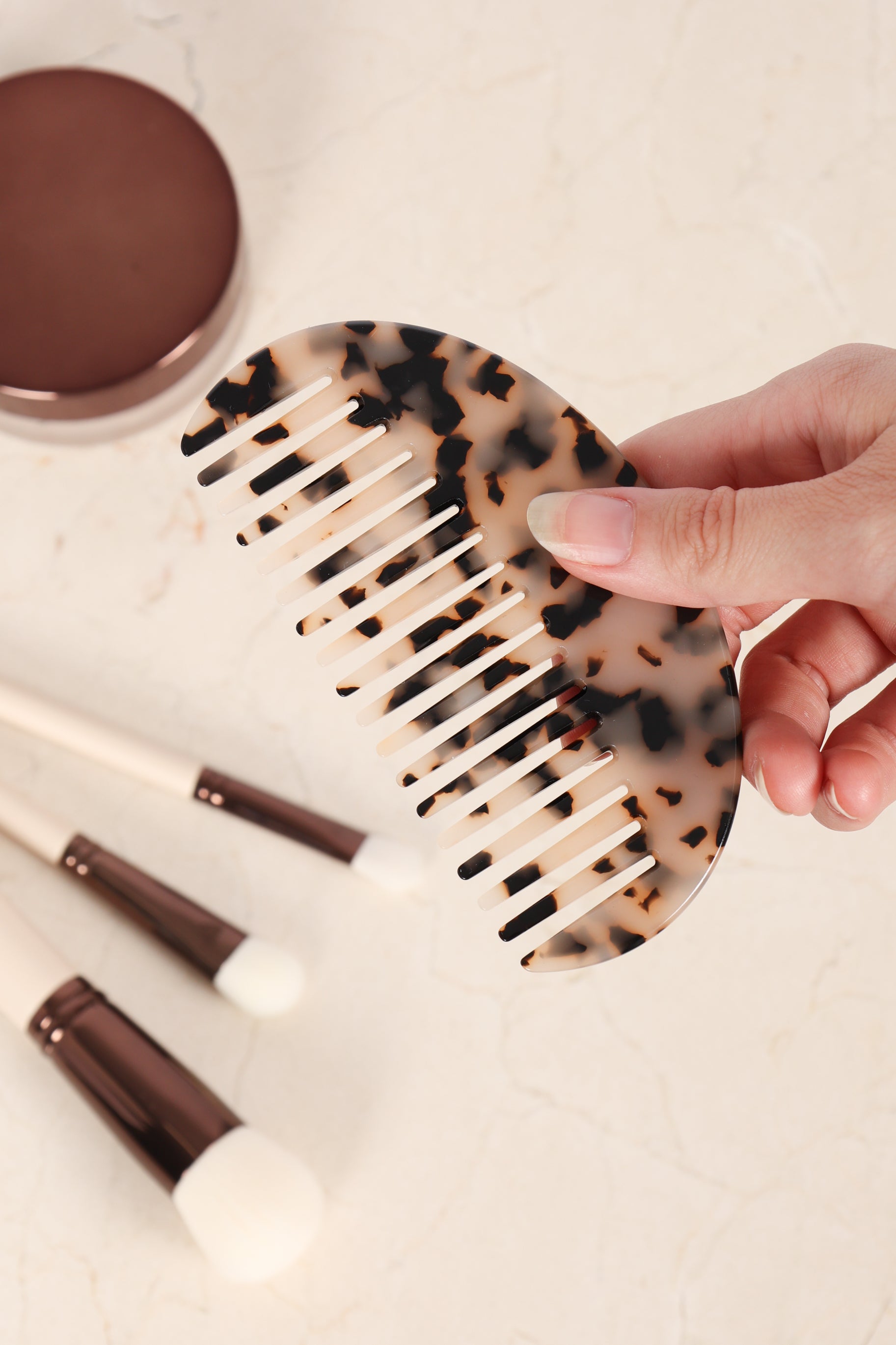 Petal and Pup USA ACCESSORIES Wyatt Comb - Light Tort One Size