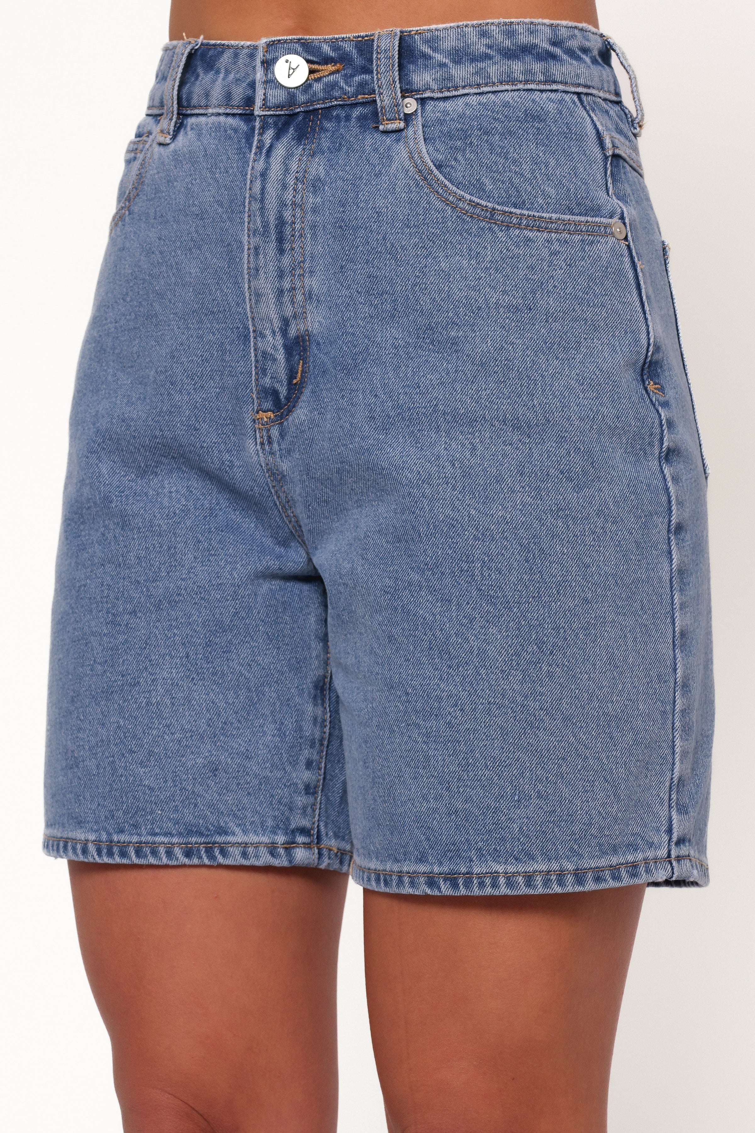 Petal and Pup USA BOTTOMS Abrand Carrie Shorts - Naomi