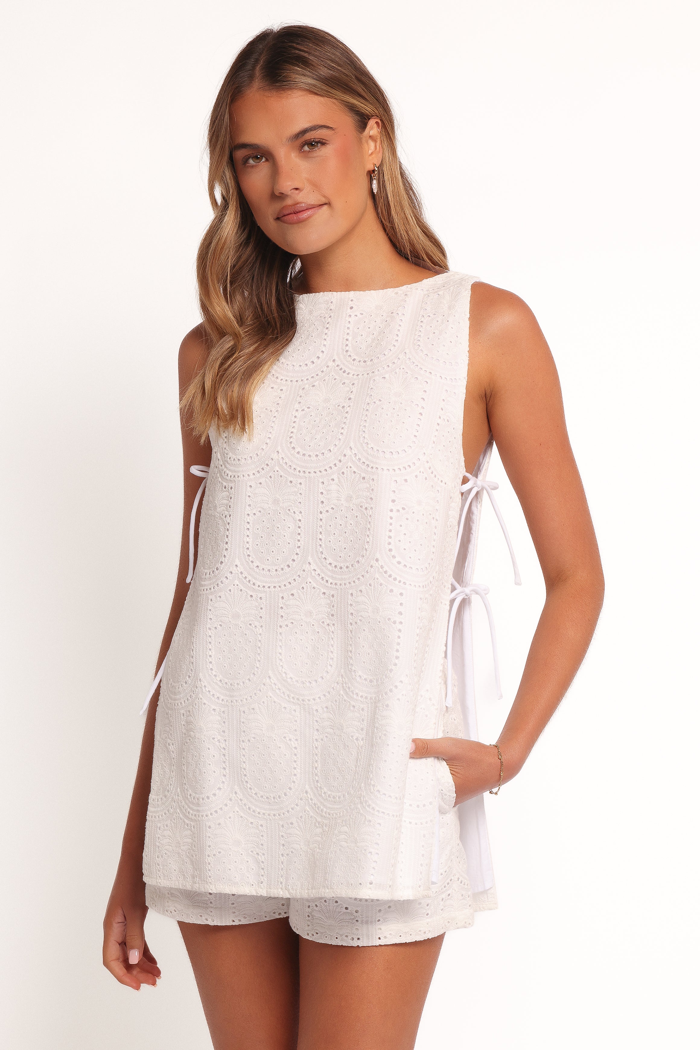 Petal and Pup USA BOTTOMS Arabella Short - White