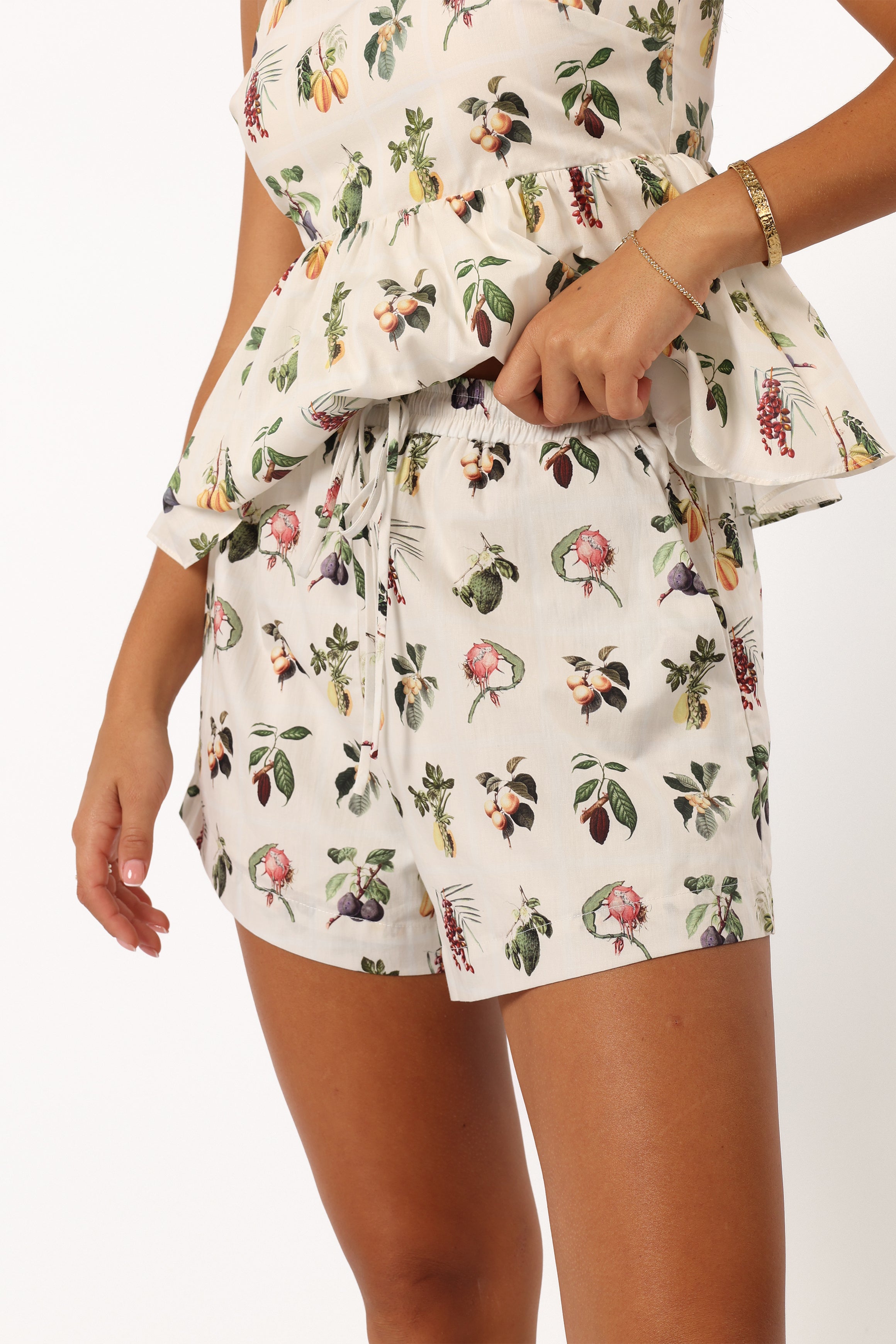 Petal and Pup USA BOTTOMS Botanique Short - Floral