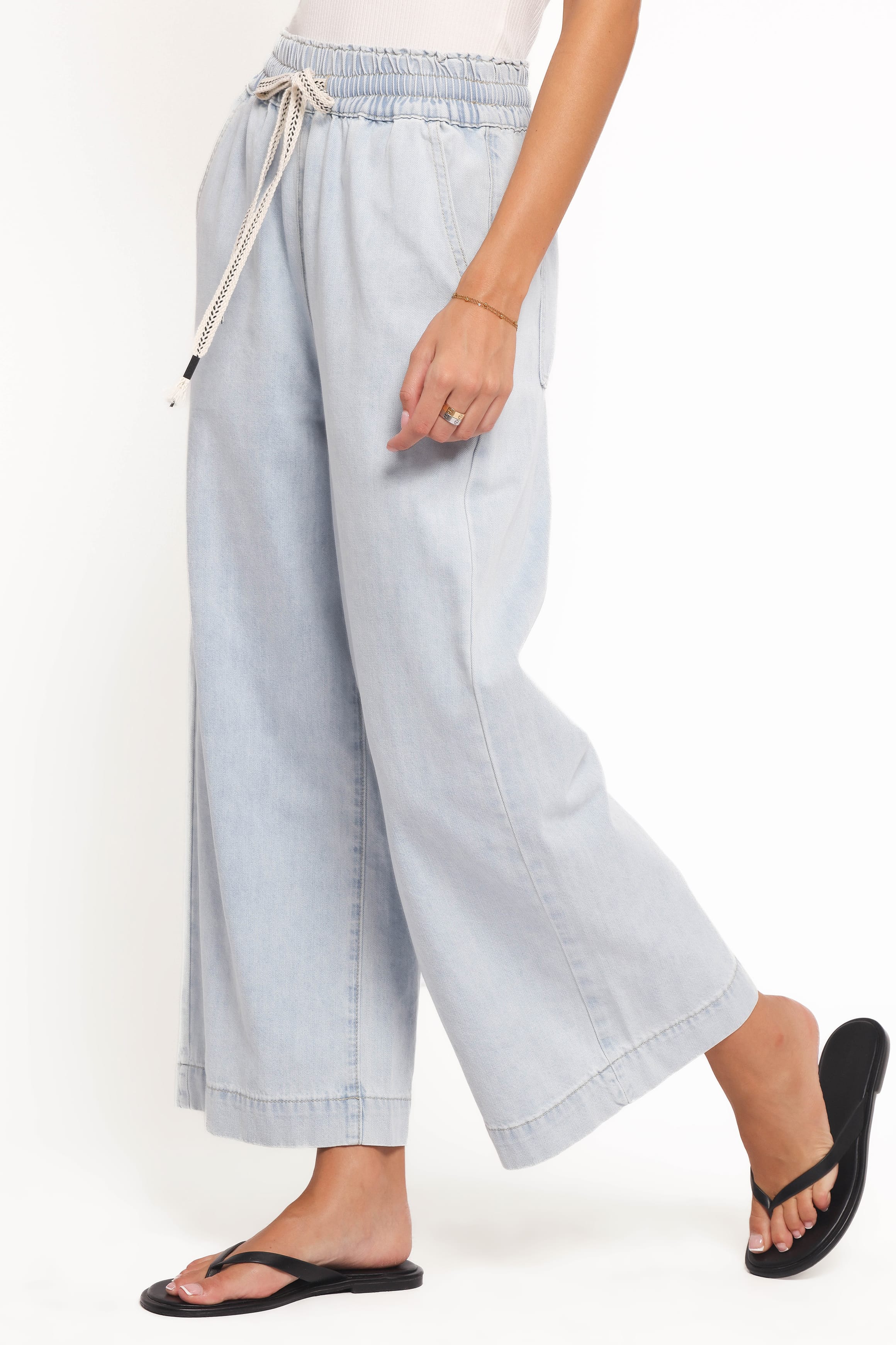 Petal and Pup USA BOTTOMS Jenni Wide Leg Pant - Light Wash