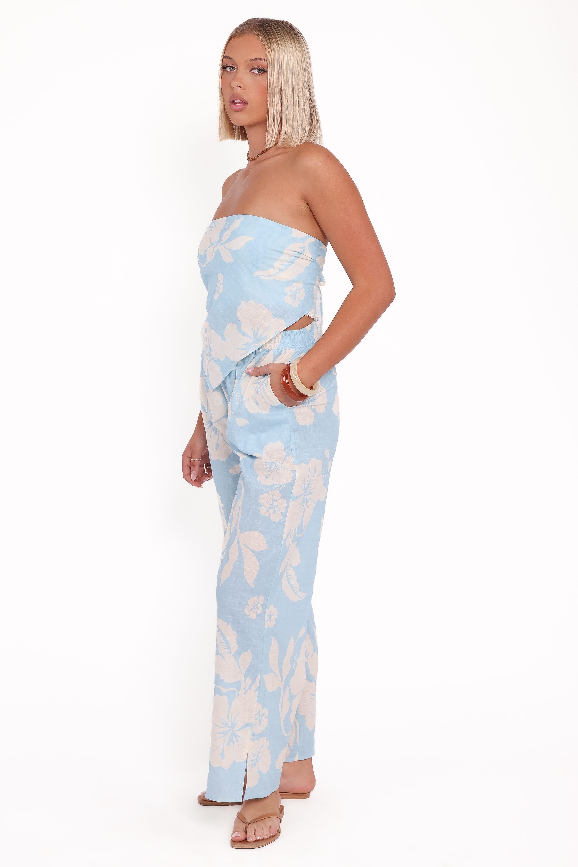 Petal and Pup USA BOTTOMS Lourdes Wide Leg Pant - Blue Hibiscus