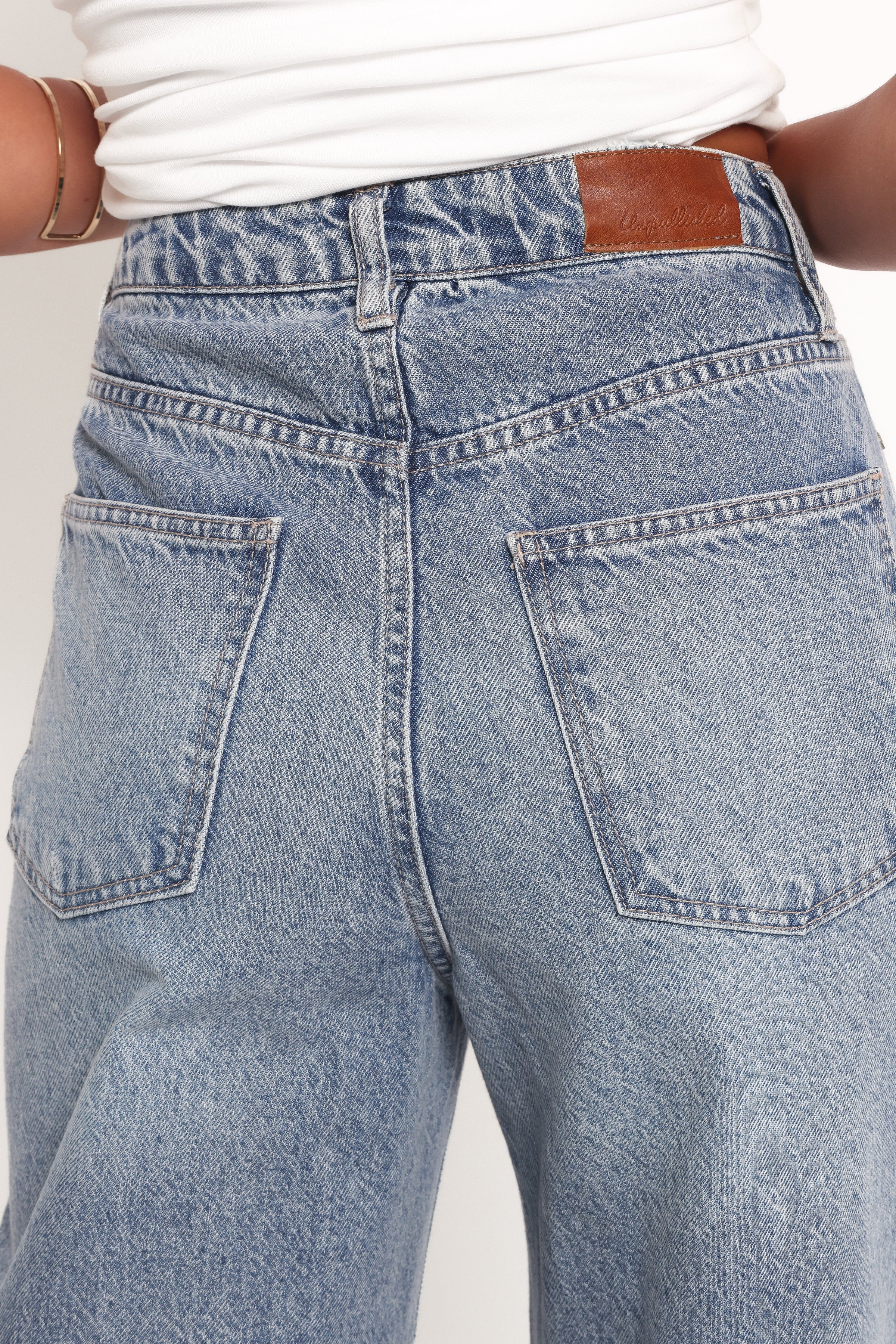 Petal and Pup USA BOTTOMS Noemi High Rise Crop Leg Jeans - Imprint