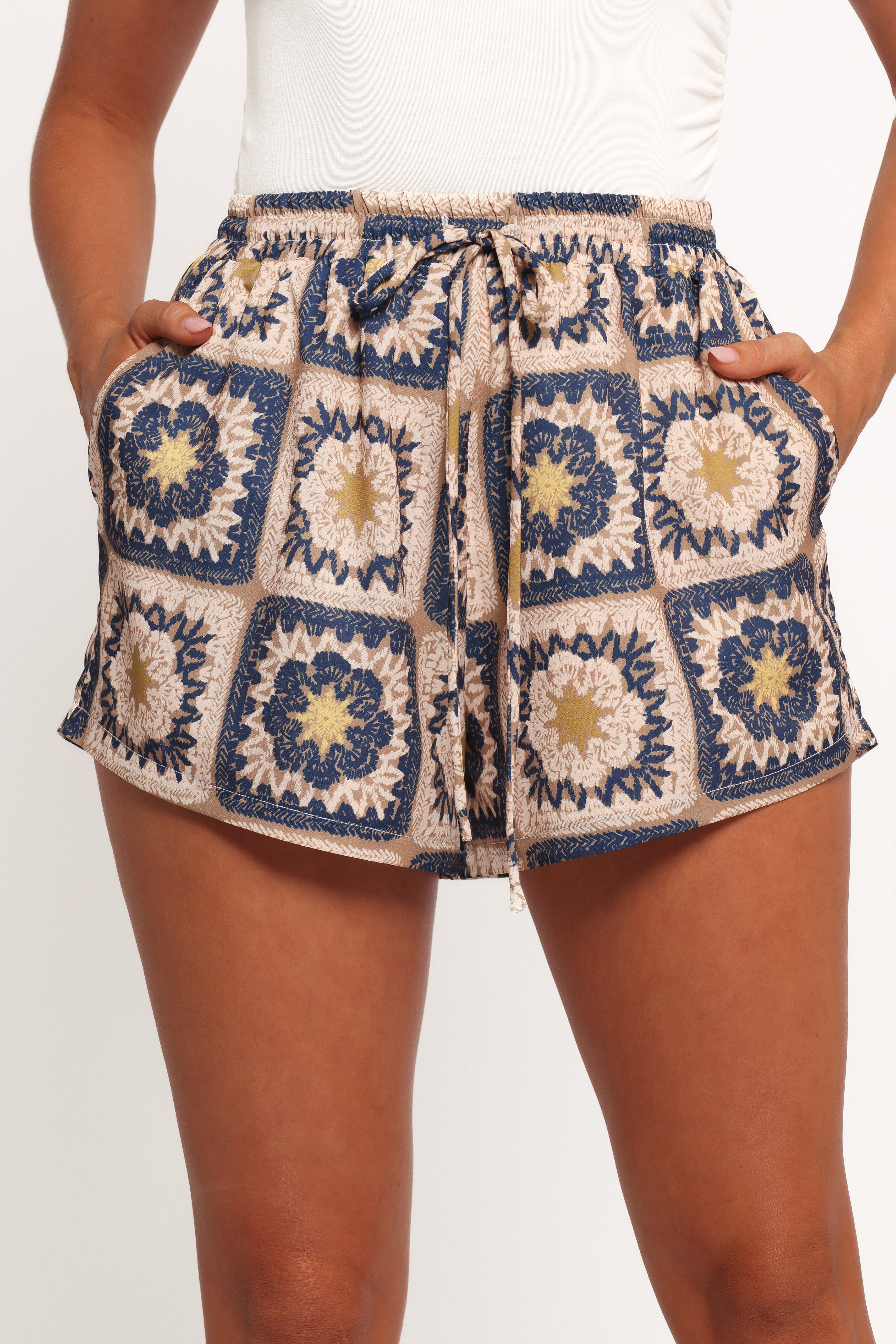 Petal and Pup USA BOTTOMS Rowena Shorts - Rowena Print