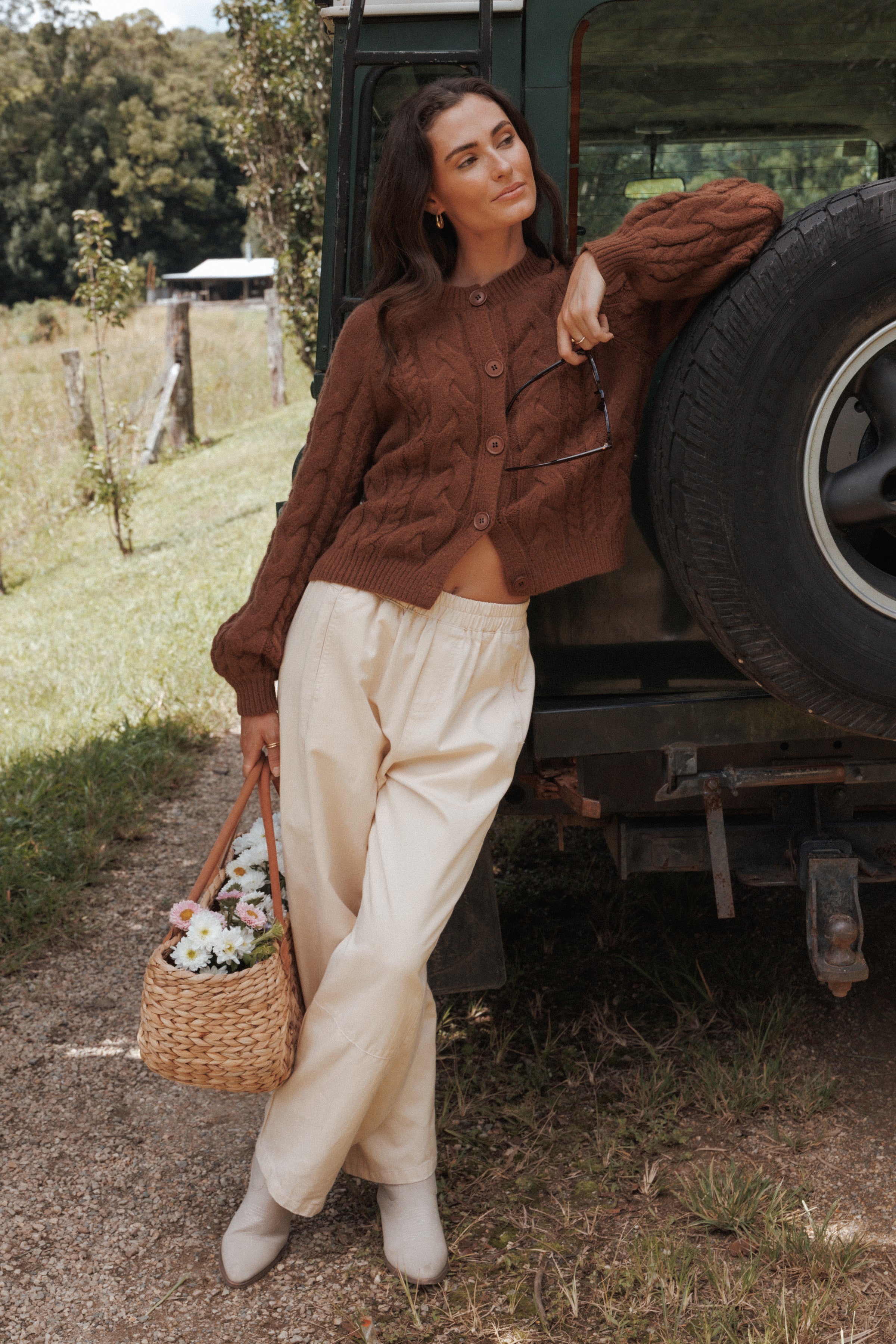 Petal and Pup USA BOTTOMS Sasha Cropped Barrel Jean - Ecru