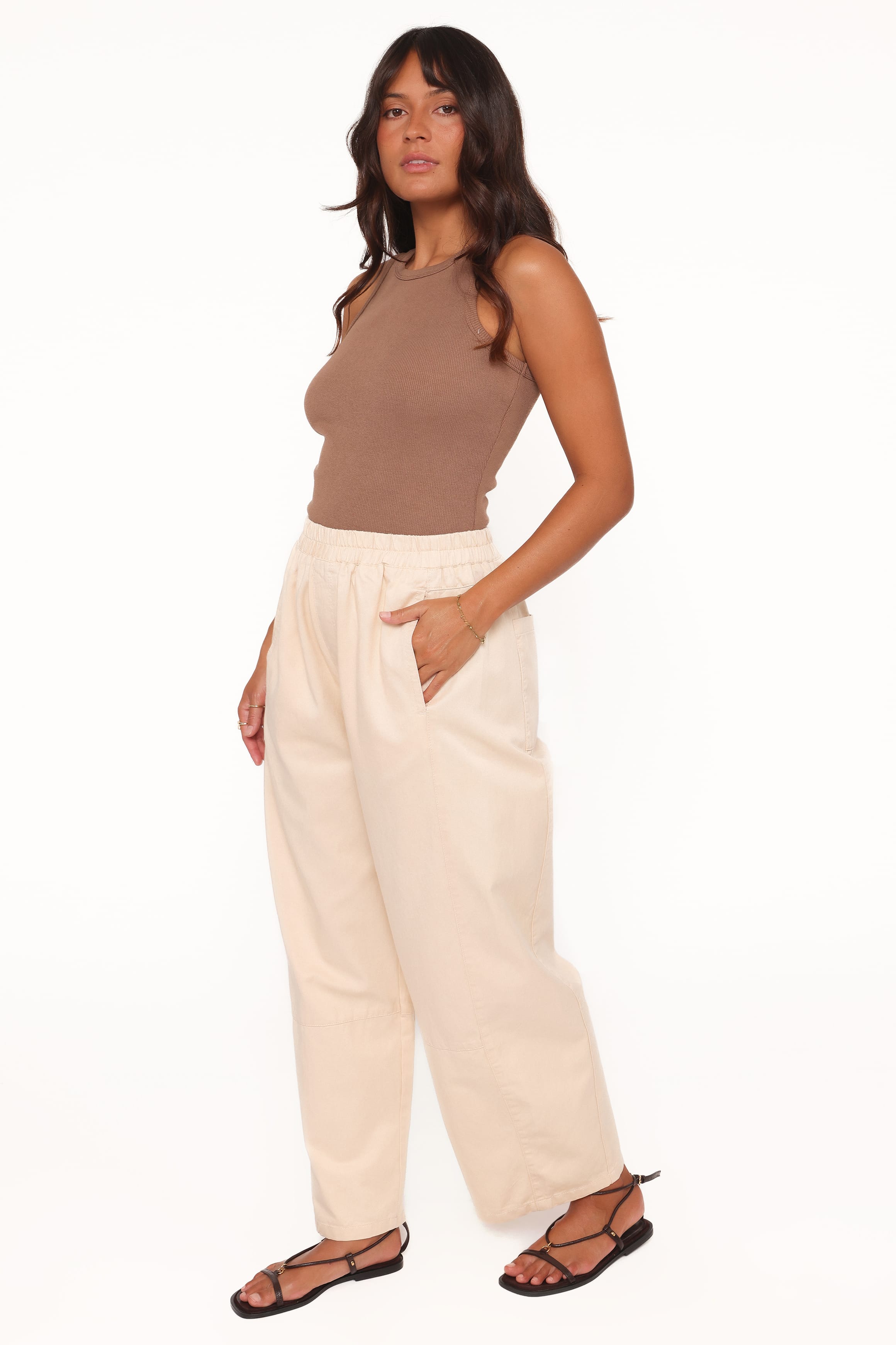 Petal and Pup USA BOTTOMS Sasha Cropped Barrel Jean - Ecru