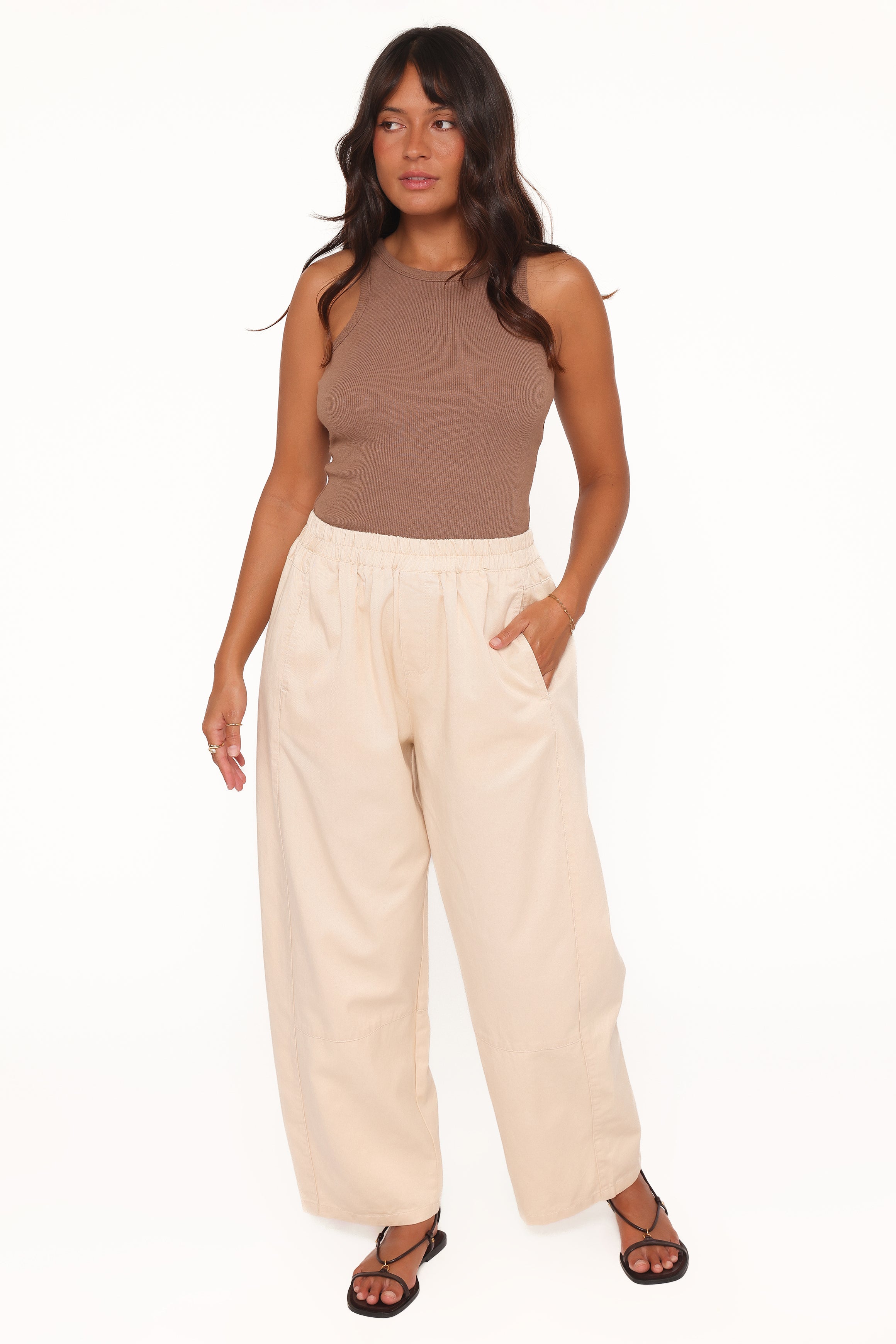 Petal and Pup USA BOTTOMS Sasha Cropped Barrel Jean - Ecru