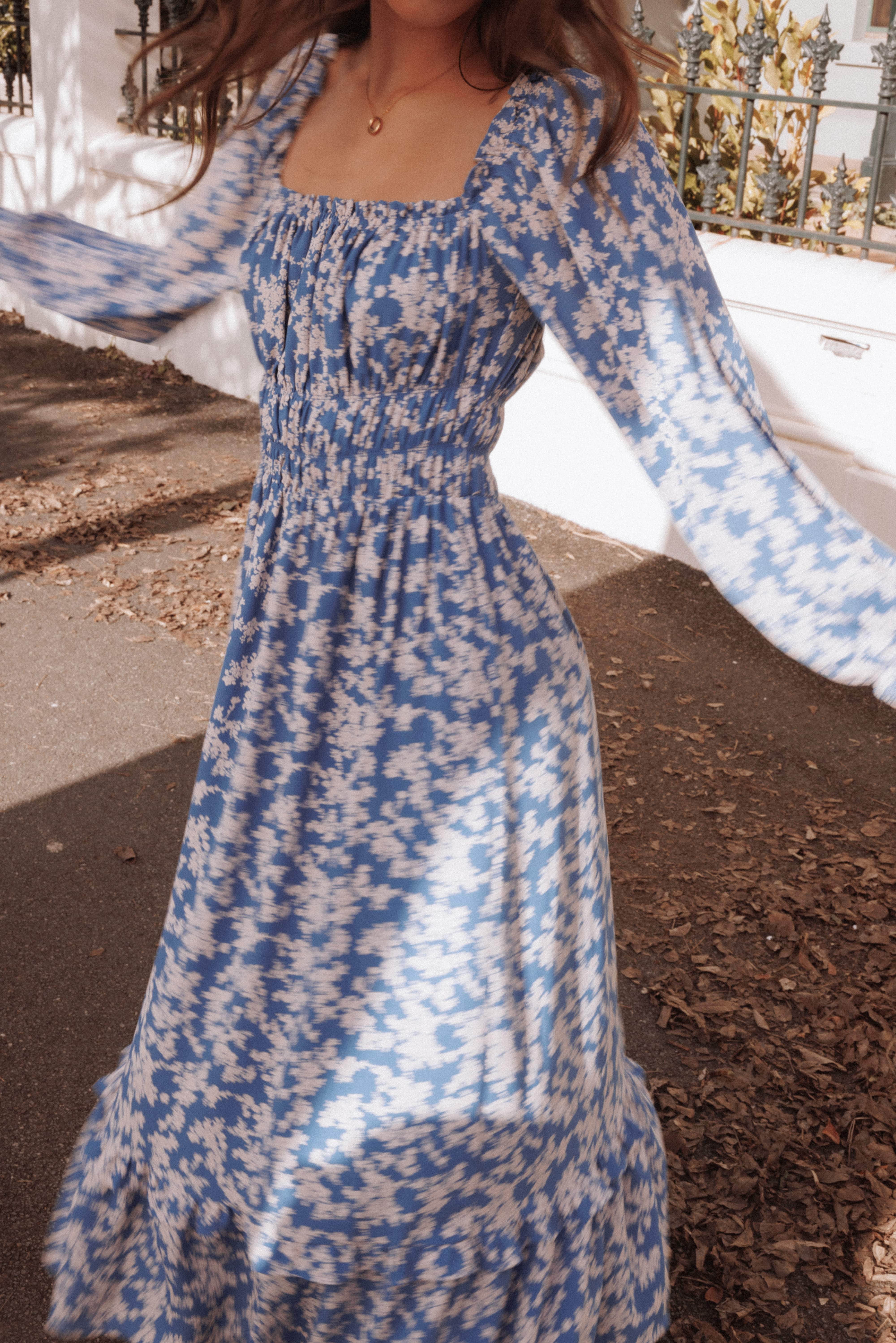 Petal and Pup USA DRESSES Aine Midi Dress - Blue Floral