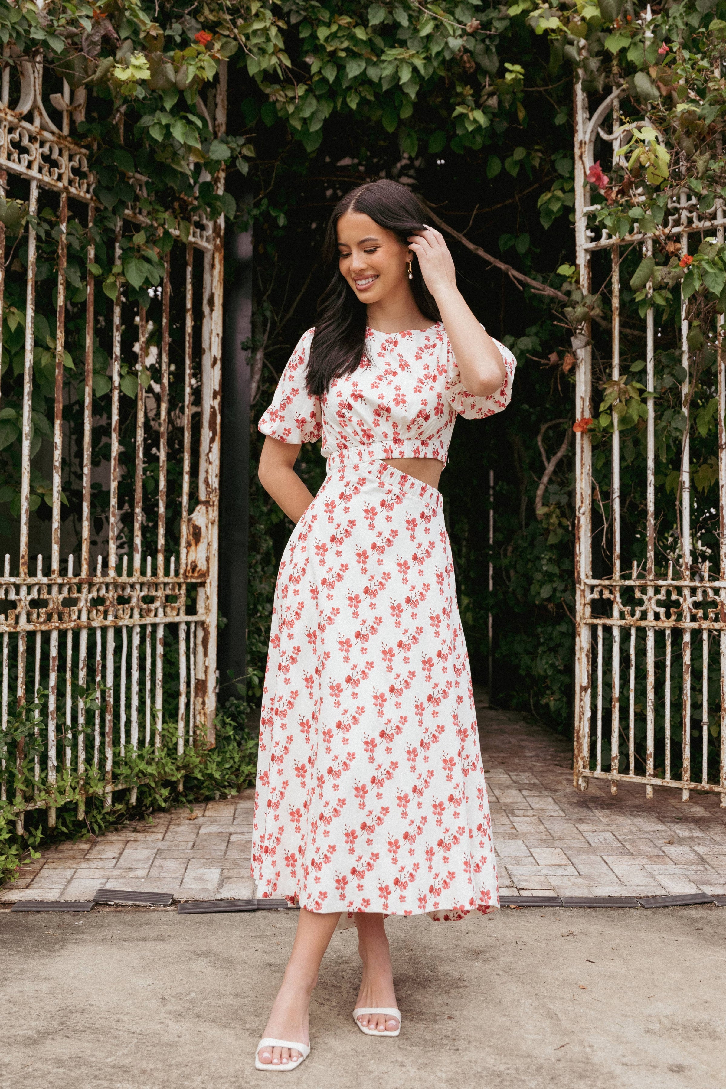 Petal and Pup USA DRESSES Aminah Puff Sleeve Dress - Red Floral (Hold for Rack)