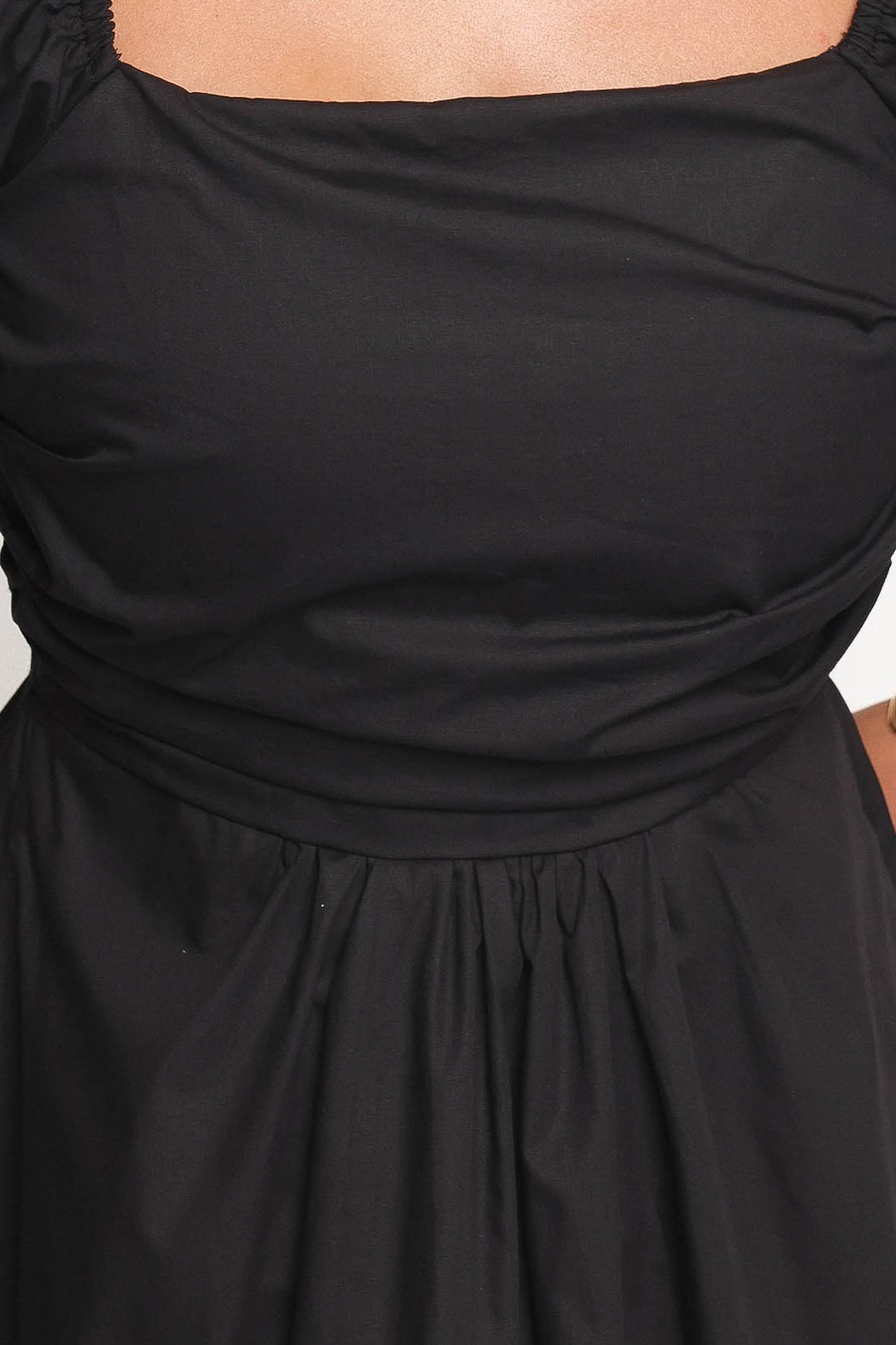 Petal and Pup USA DRESSES Clo Puff Sleeve Midi Dress - Black